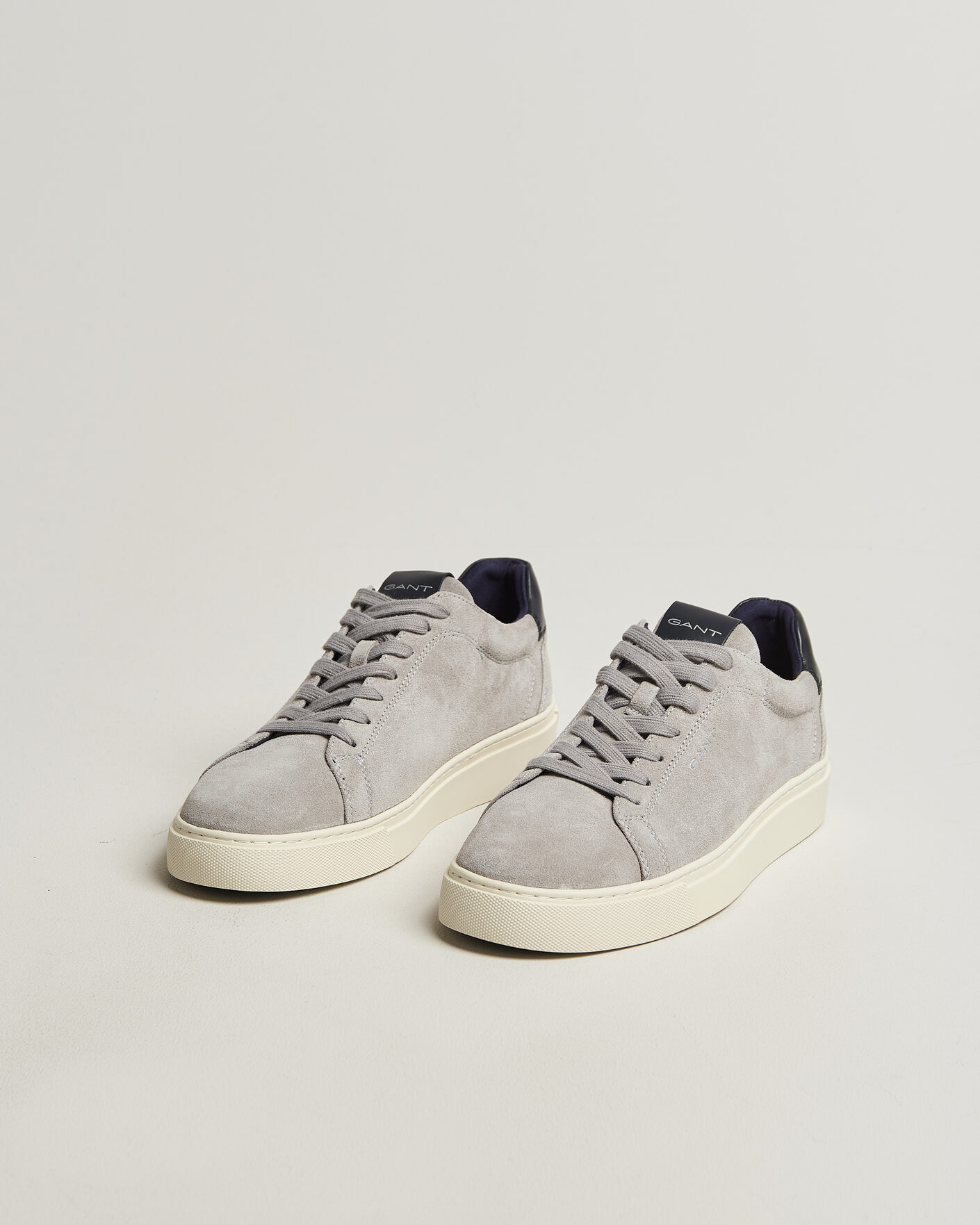 Uomini | Sneakers | Gant | Mc Julien Suede Sneaker Light Grey