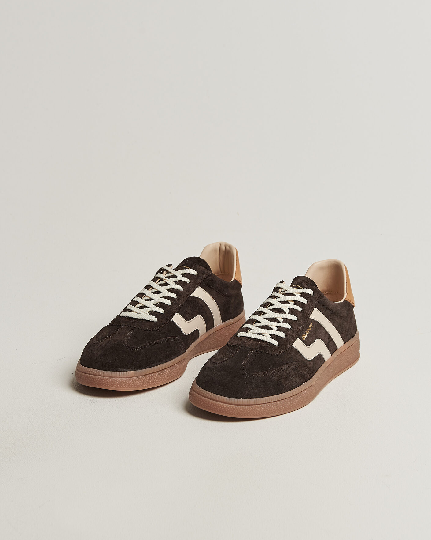 Uomini | Sneakers | Gant | Cuzmo Suede Sneaker Dark Brown/White
