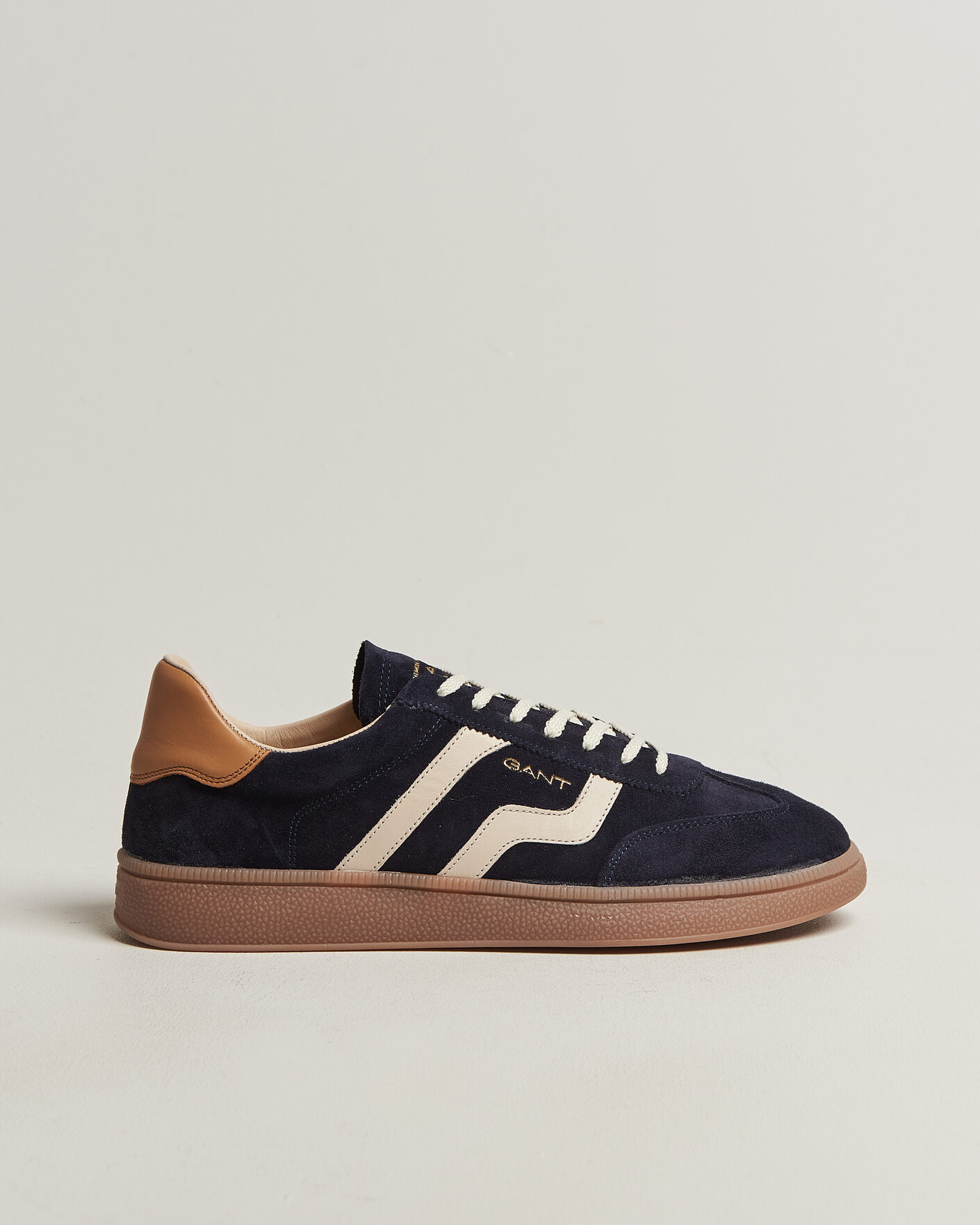 Uomini | Sneakers | GANT | Cuzmo Suede Sneaker Marine/White