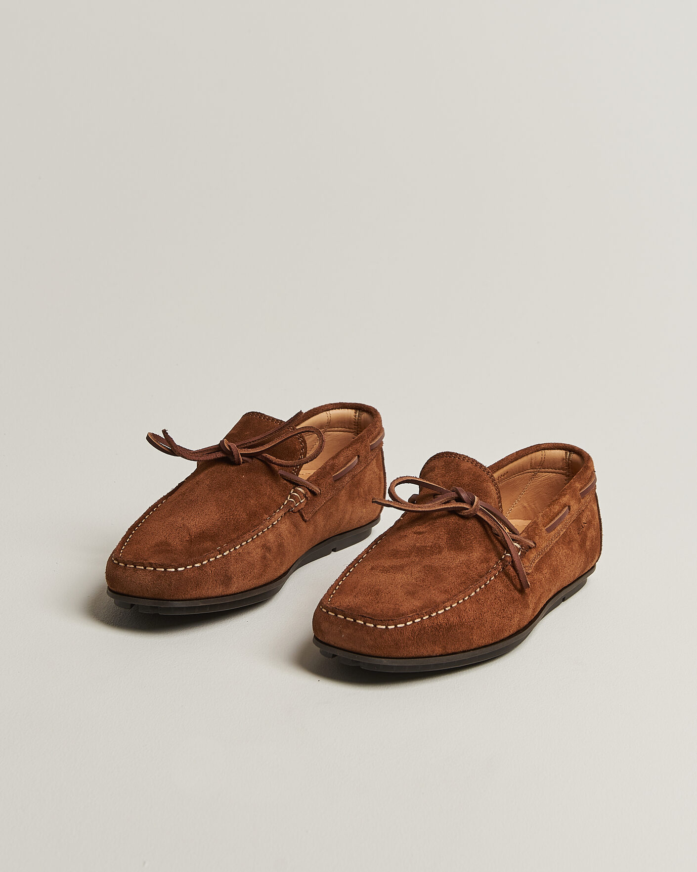 Uomini | Mocassini | Gant | Wilmon Laced Suede Car Shoe Cognac
