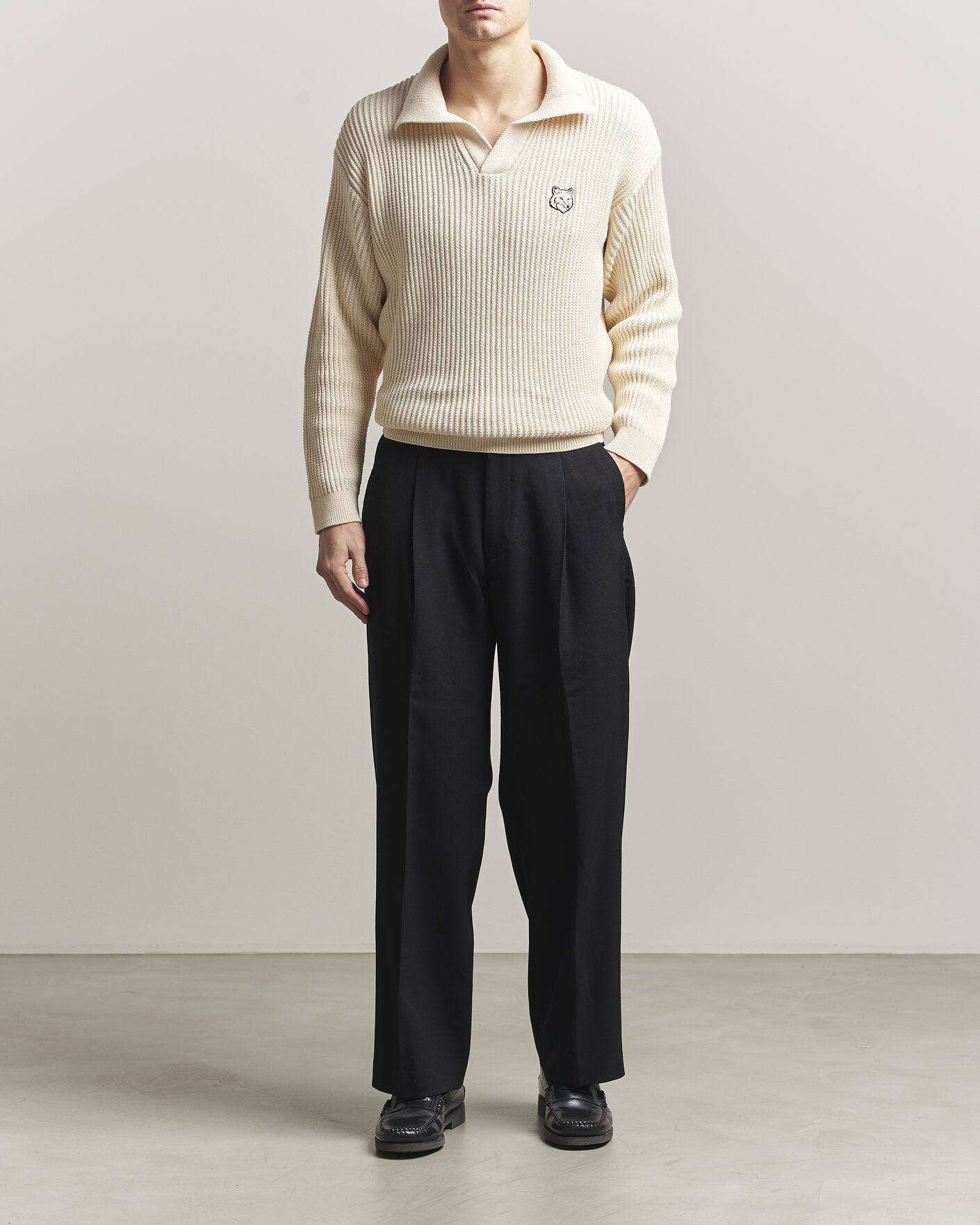 Uomini | Polo | Maison Kitsuné | Tonal Fox Head Rib Knitted Polo Sandshell