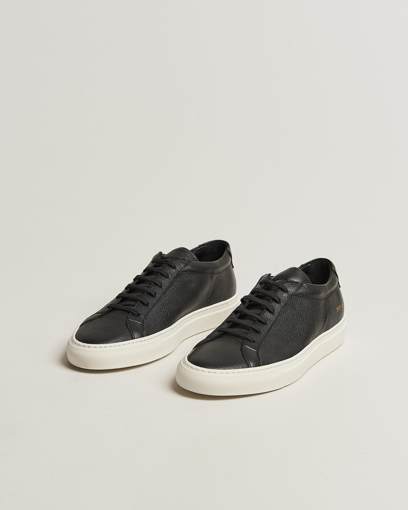 Uomini | Sneakers | Common Projects | Original Achilles Grained Leather Sneaker Black