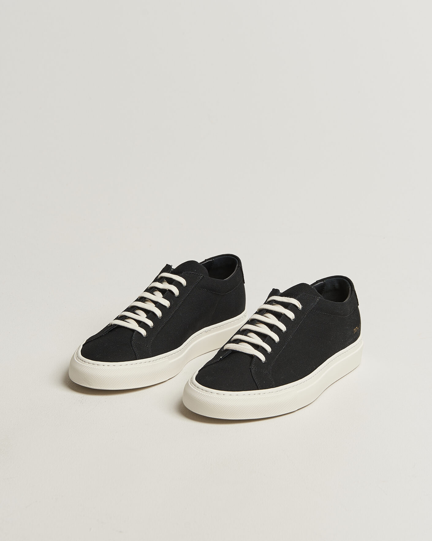 Uomini | Sneakers | Common Projects | Original Achilles Canvas Sneaker Black