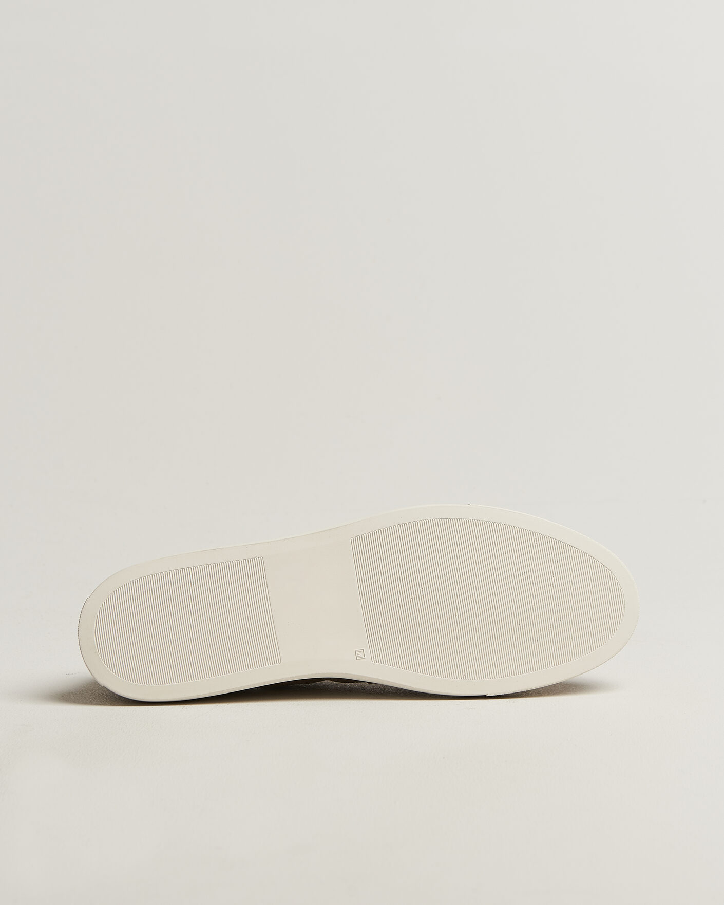 Uomini | Sneakers | Common Projects | BBall Slim Deconstructed Suede Sneaker Taupe
