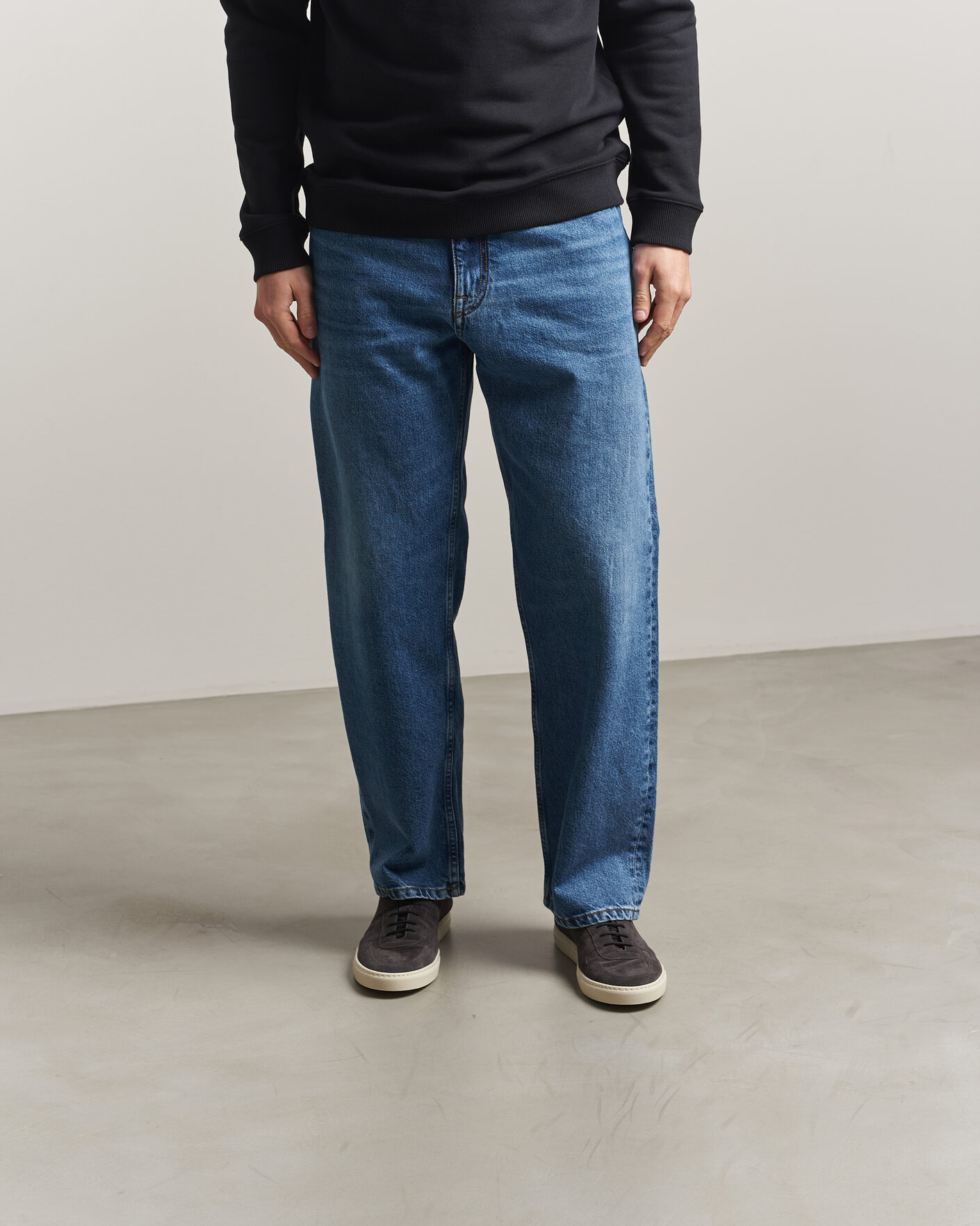 Uomini | Sneakers | Common Projects | BBall Slim Deconstructed Suede Sneaker Off Black