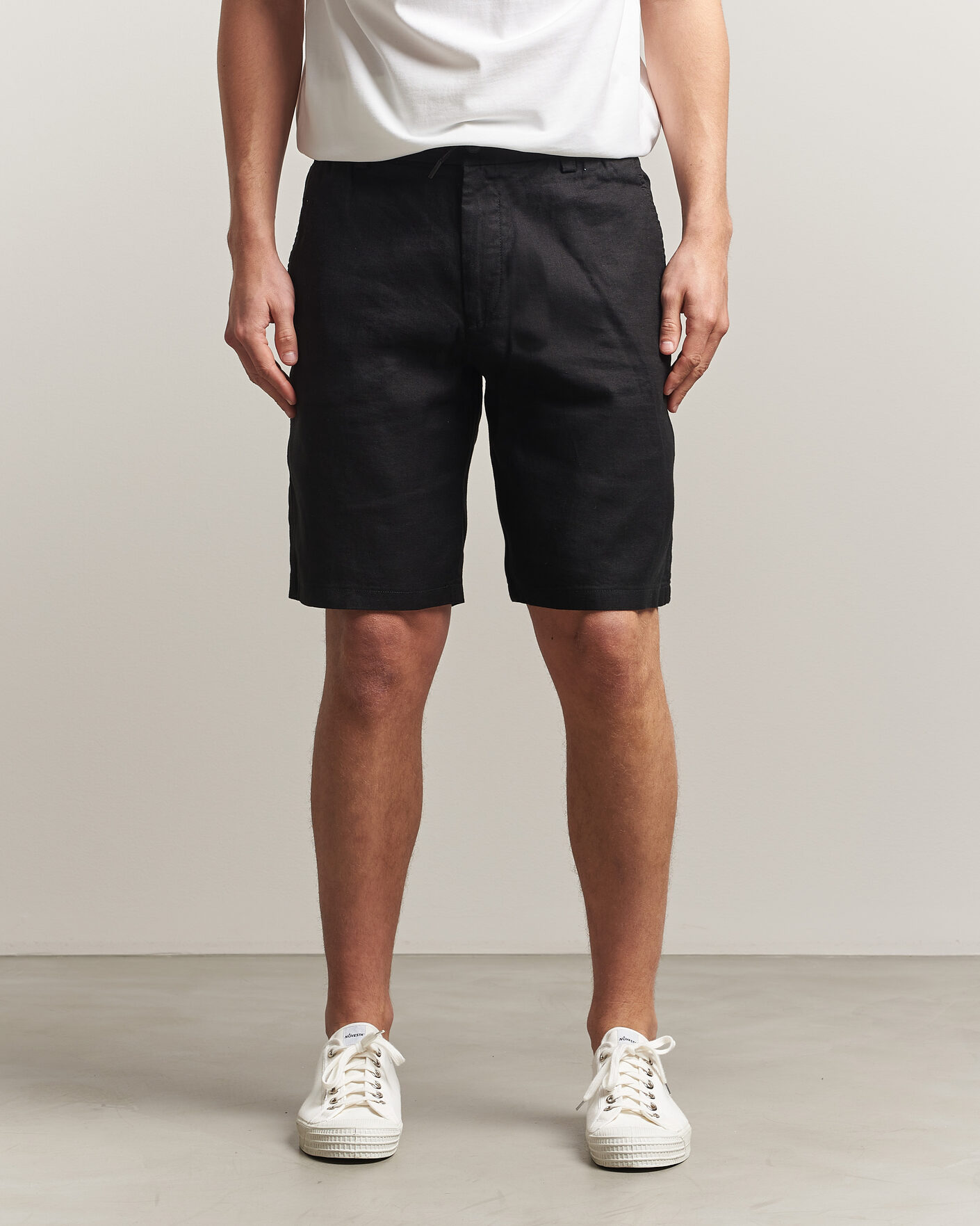 Uomini | Pantaloncini | BOSS ORANGE | Tapered Linen Drawstring Shorts Black