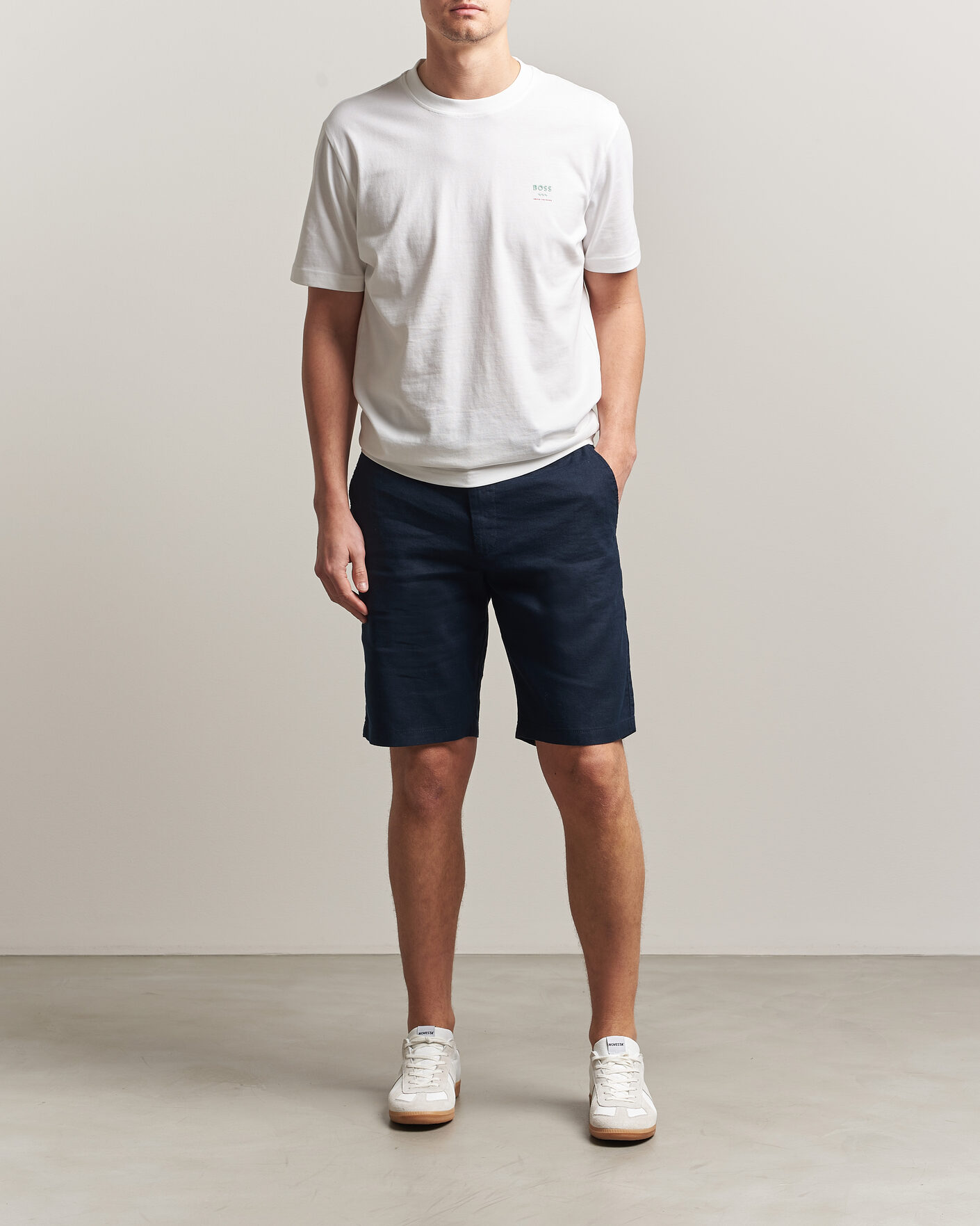 Uomini | Pantaloncini | BOSS ORANGE | Tapered Linen Drawstring Shorts Dark Blue