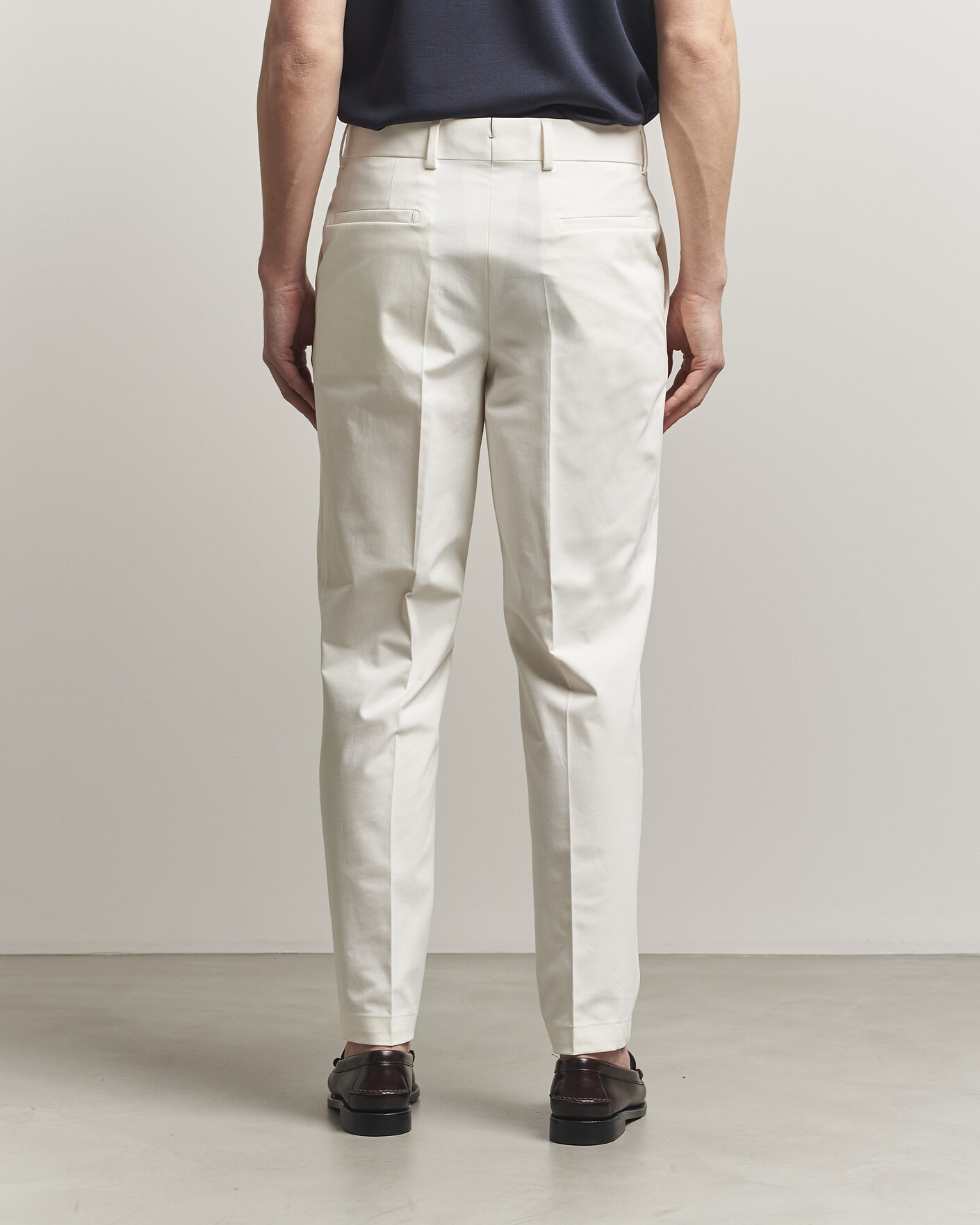 Uomini | Pantaloni | BOSS CAMEL | Peet Cotton Pleated Trousers Open White