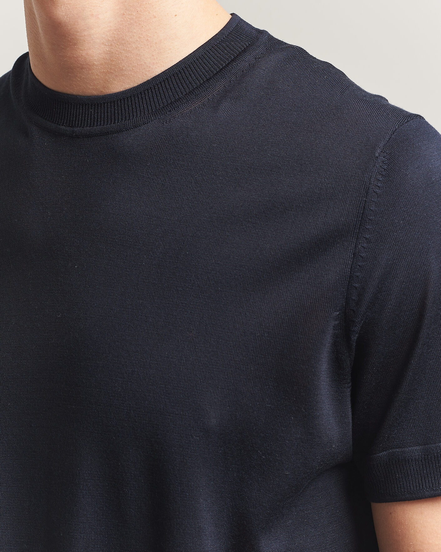 Uomini | T-shirt | BOSS CAMEL | Nottano Silk Knitted T-Shirt Dark Blue