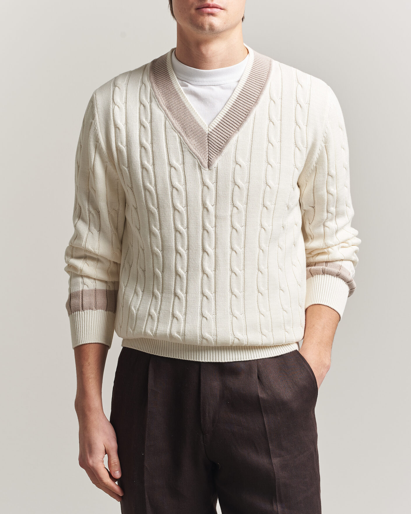 Uomini | Maglieria | Morgano | Cable Knitted Cotton V-Neck White/Beige