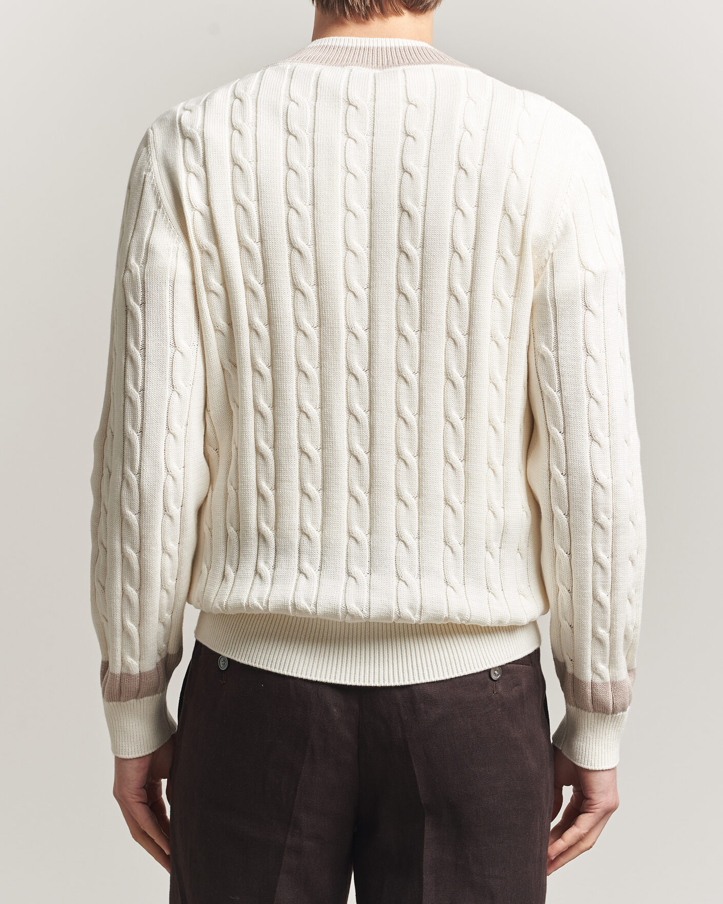 Uomini | Maglieria | Morgano | Cable Knitted Cotton V-Neck White/Beige