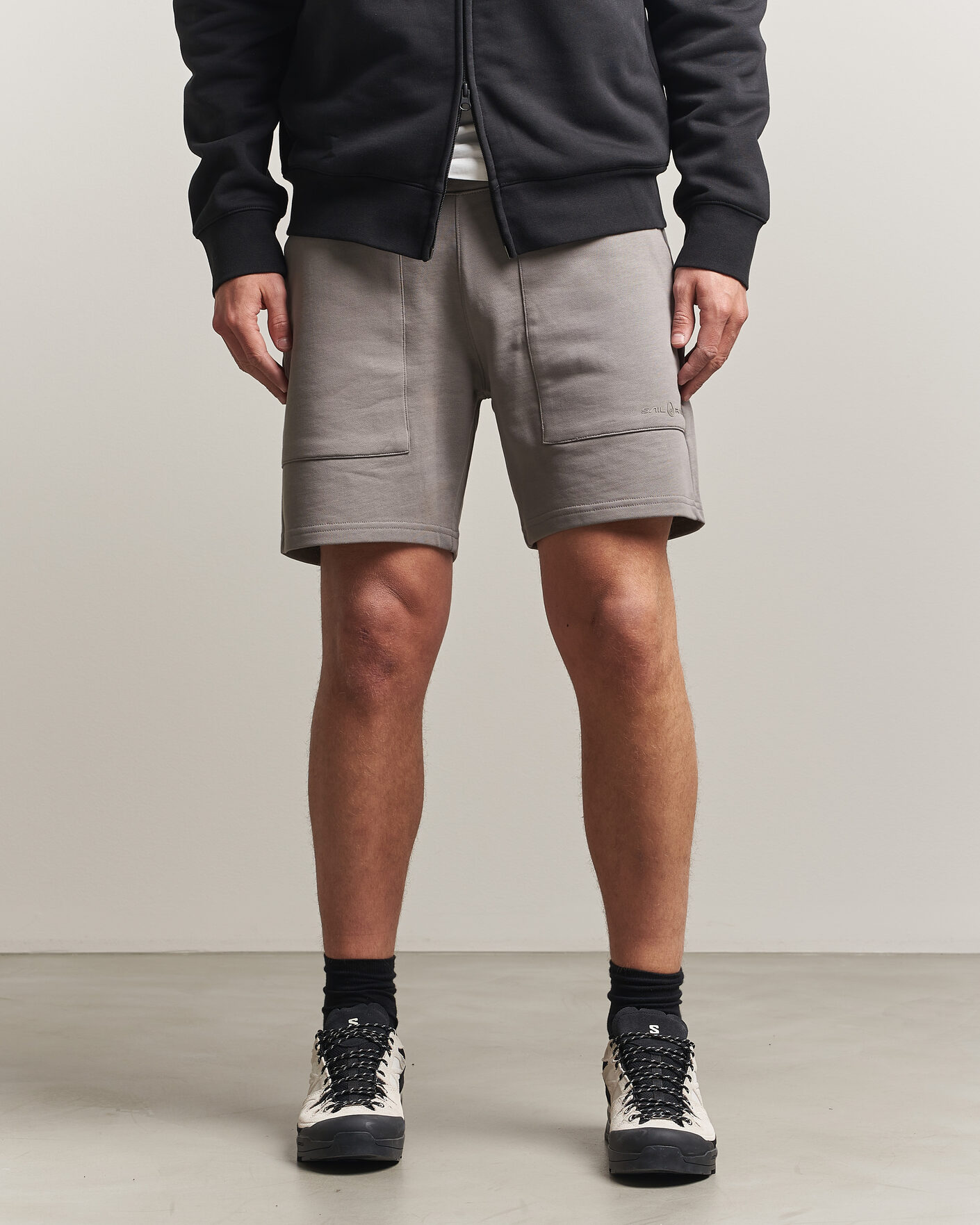 Uomini | Pantaloncini | Sail Racing | Bowman Monochrome Sweatshorts Oyster