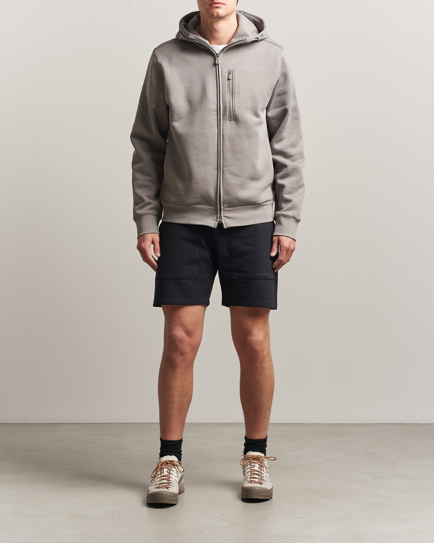 Uomini | Pantaloncini | Sail Racing | Bowman Monochrome Sweatshorts Carbon