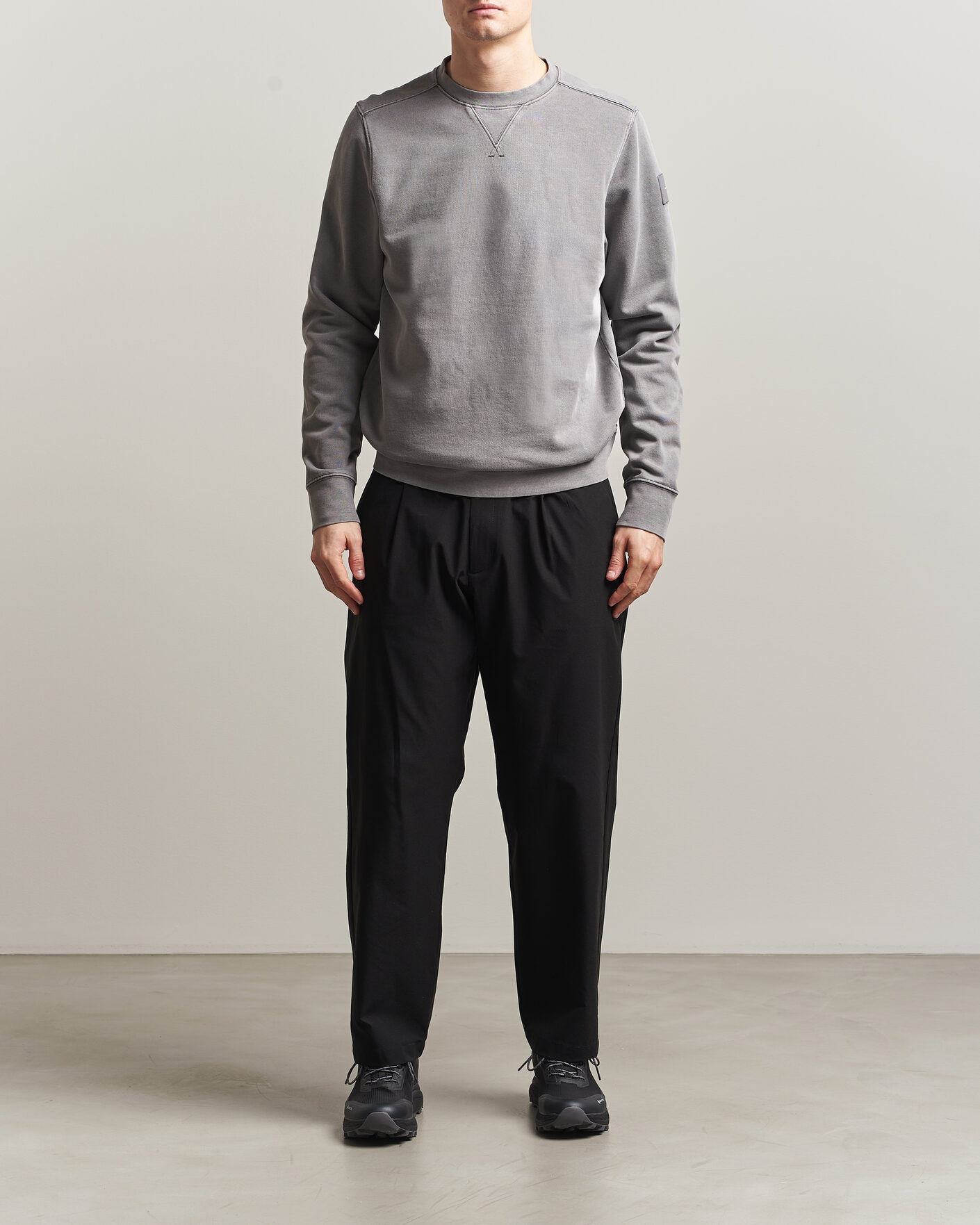 Uomini | Maglieria | Sail Racing | Wind Pigment Dyed Sweatshirt Frost Grey
