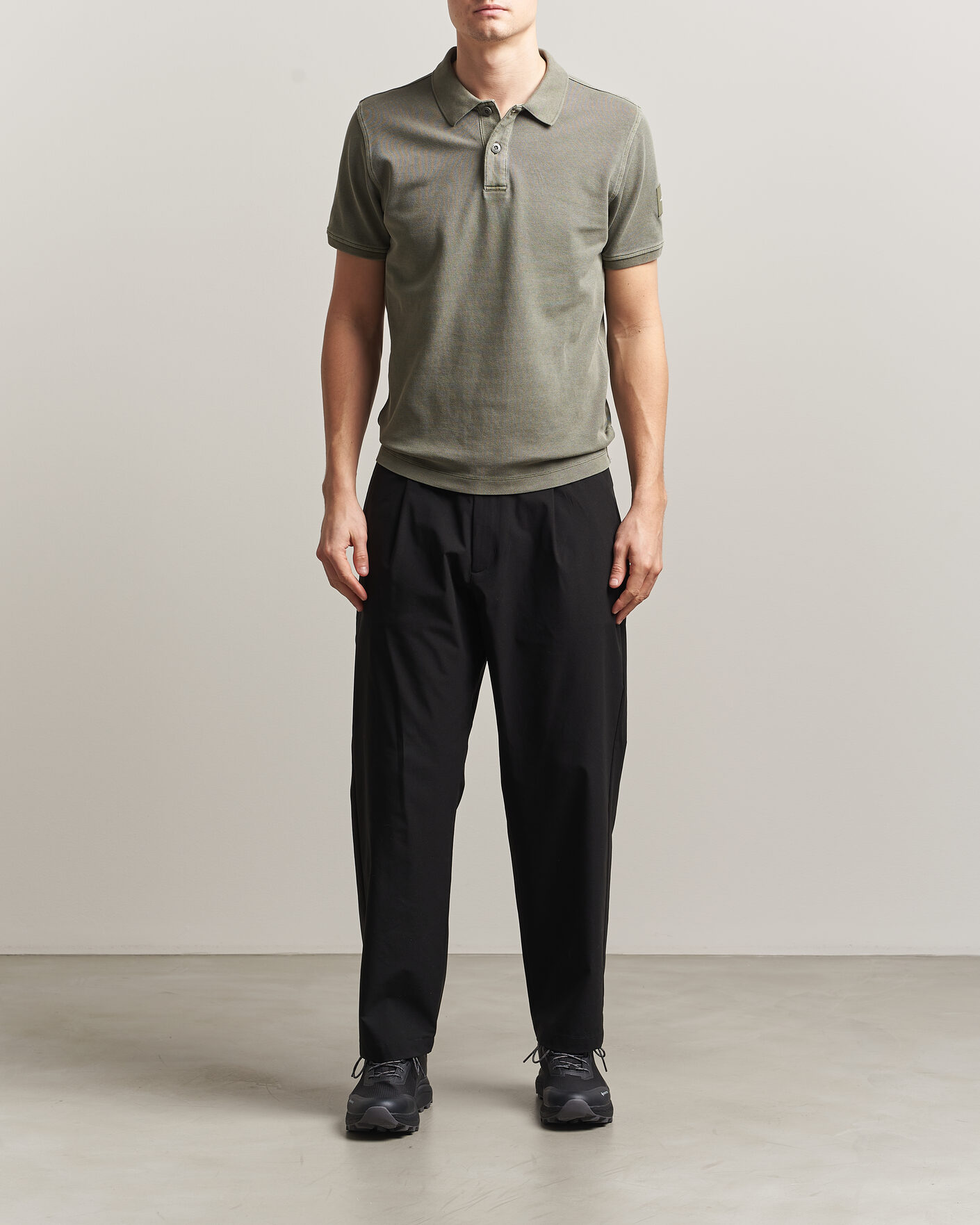 Uomini | Polo | Sail Racing | Wind Pigment Dyed Polo Mud Green