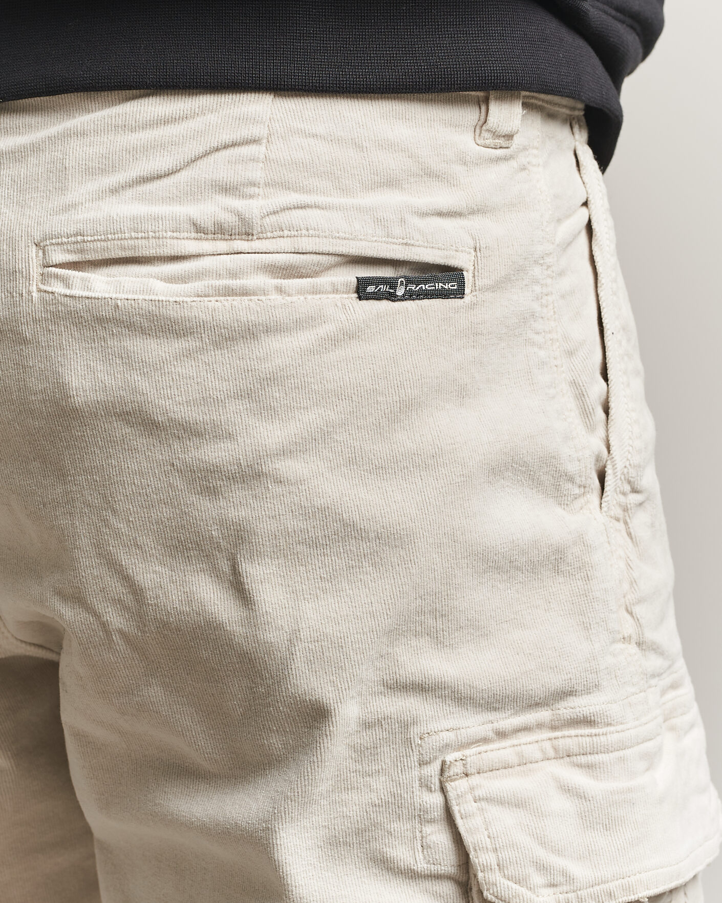 Uomini | Pantaloncini | Sail Racing | Grinder Corduroy Cargo Shorts Sand