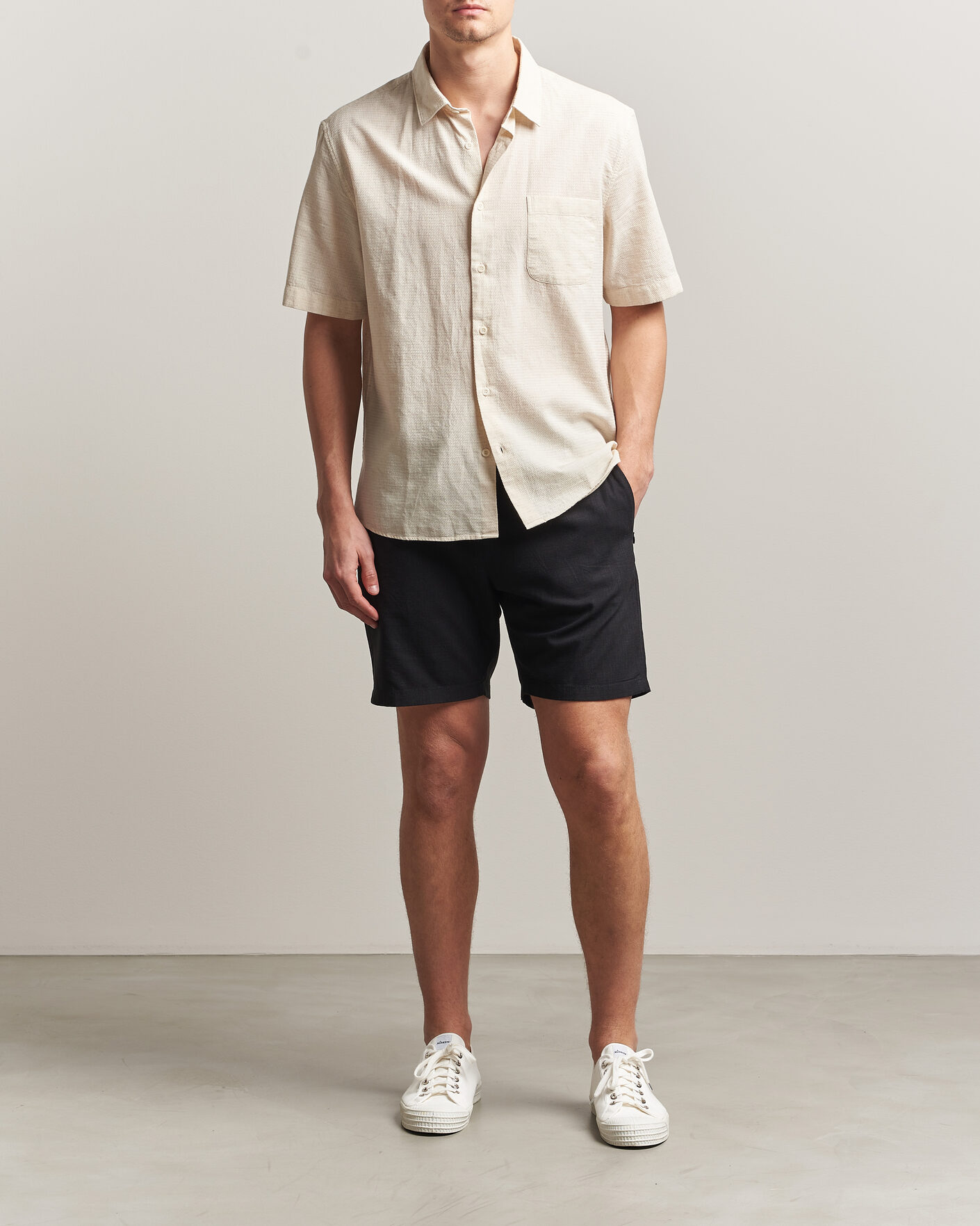 Uomini | Pantaloncini | KnowledgeCotton Apparel | Loose Linen/Viscose Shorts Black