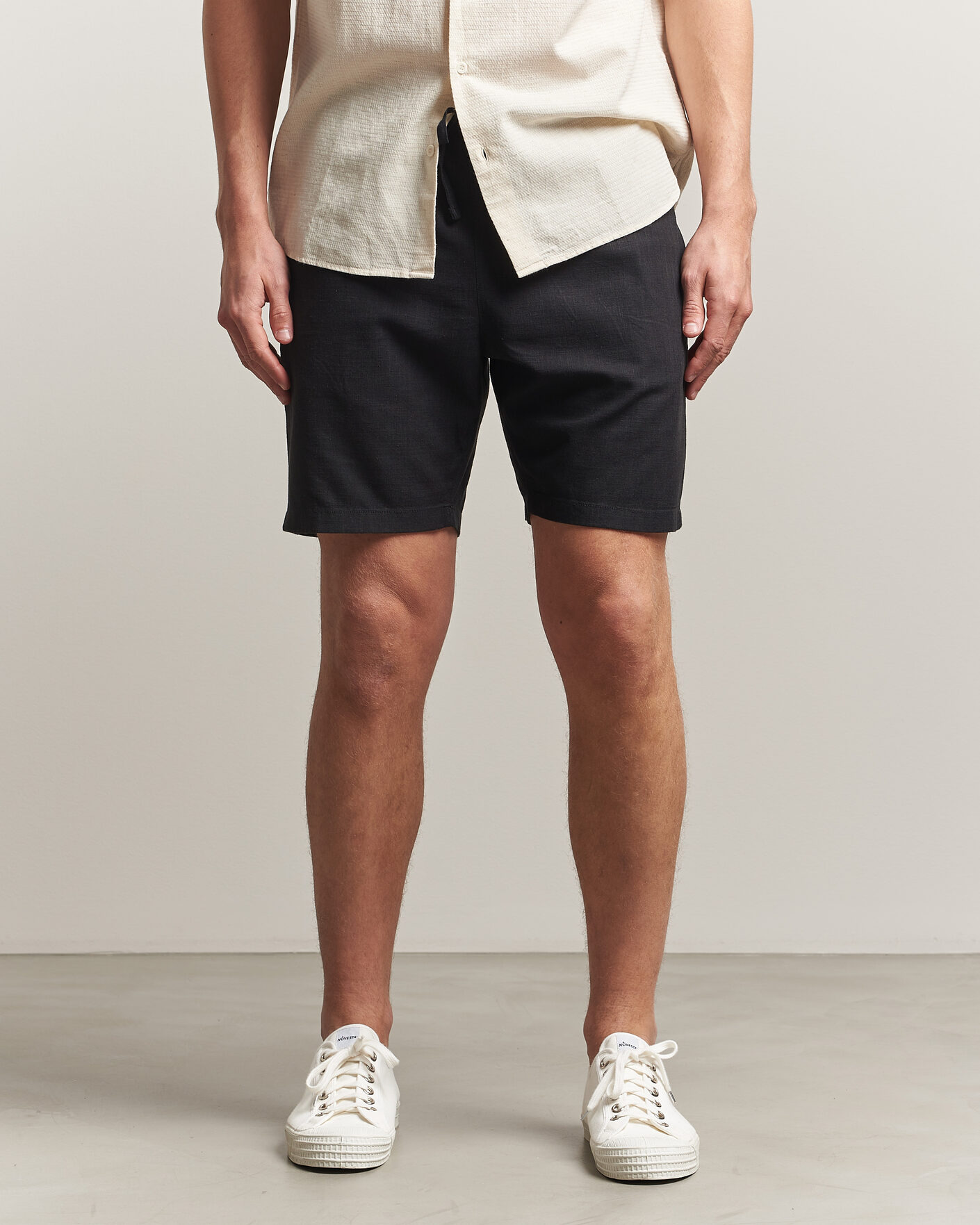 Uomini | Pantaloncini | KnowledgeCotton Apparel | Loose Linen/Viscose Shorts Black