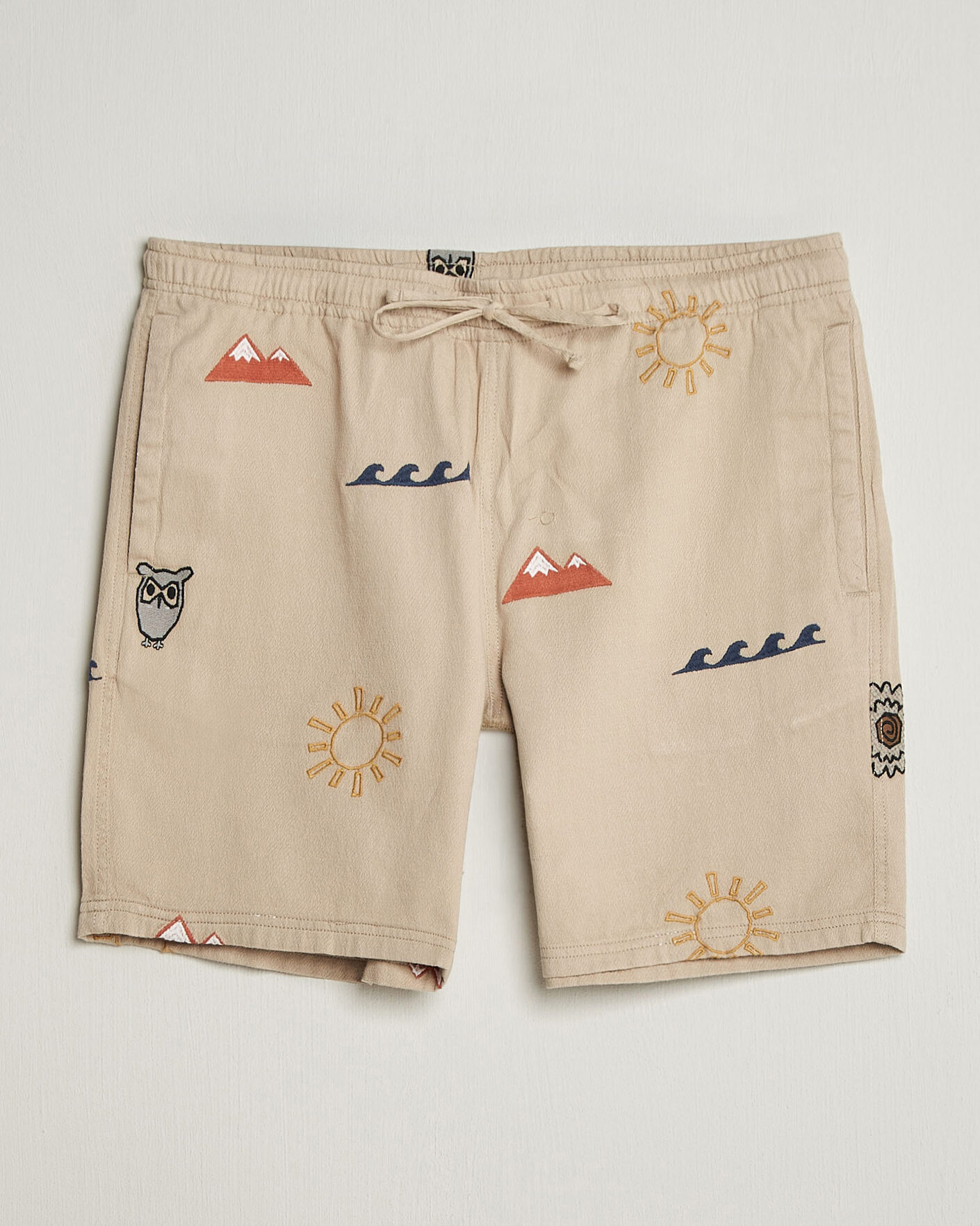 Uomini | Pantaloncini | KnowledgeCotton Apparel | Loose Embroidery Shorts Light Feather Grey