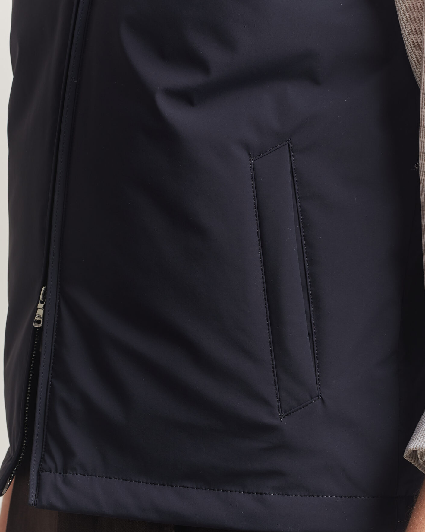 Uomini | Gilet | Oscar Jacobson | Light Zipped Waistcoat Navy