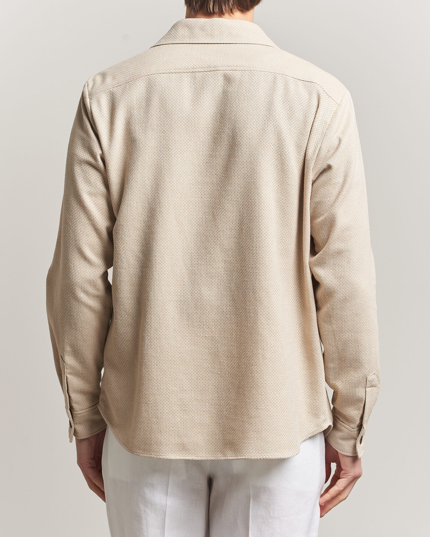 Uomini | Camicie | Oscar Jacobson | Magnus Structure Cotton Overshirt Beige