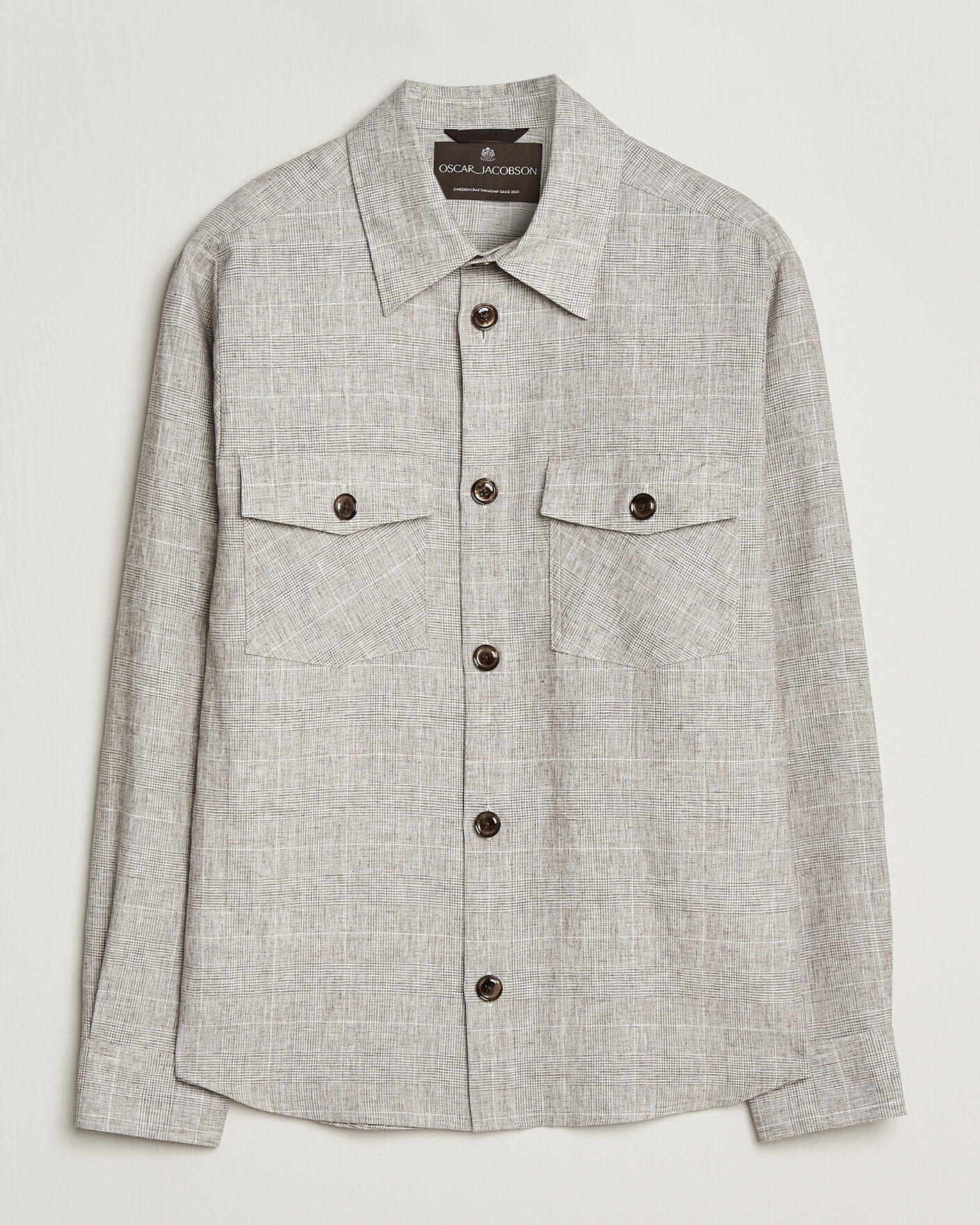 Uomini | Camicie | Oscar Jacobson | Magnus Checked Linen Overshirt Beige