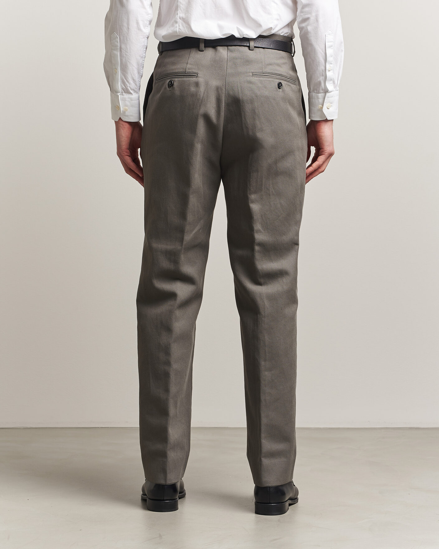 Uomini | Pantaloni | Oscar Jacobson | Del Cotton/Linen Trousers Olive