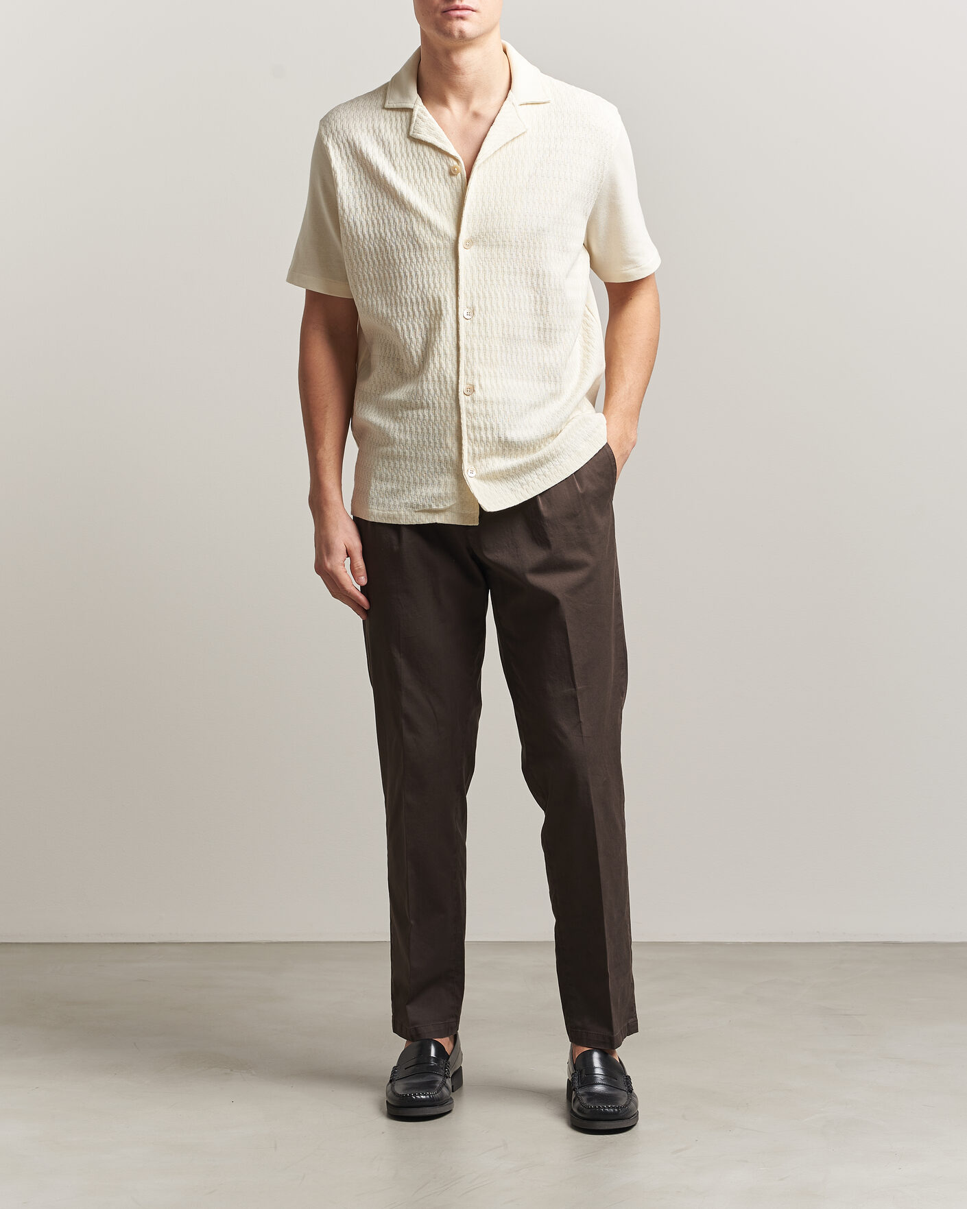 Uomini | Camicie | Oscar Jacobson | Kirk Knitted Short Sleeve Shirt Off White
