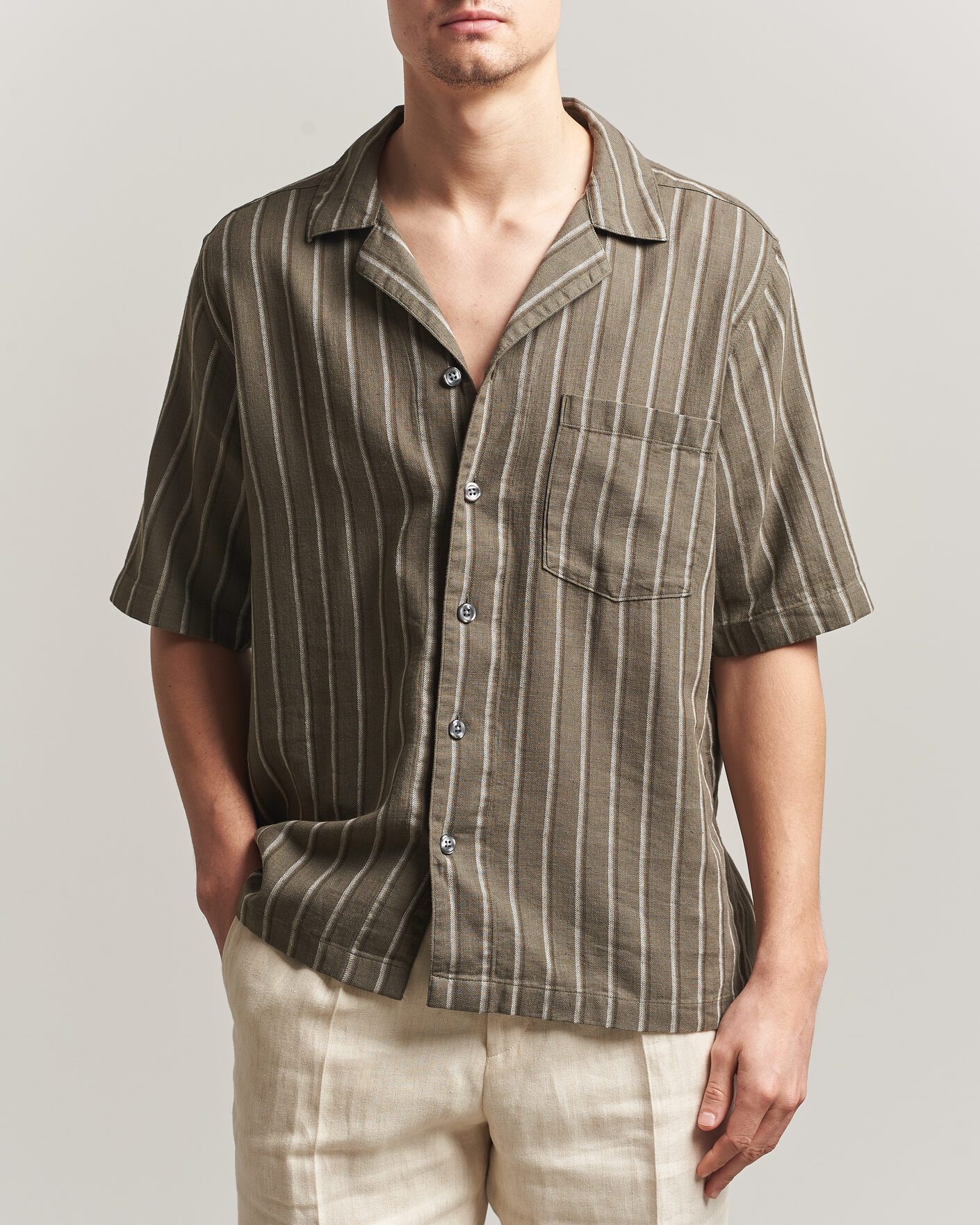 Uomini | Camicie | Oscar Jacobson | Reg Fit Cuban Herringbone Short Sleeve Shirt Green