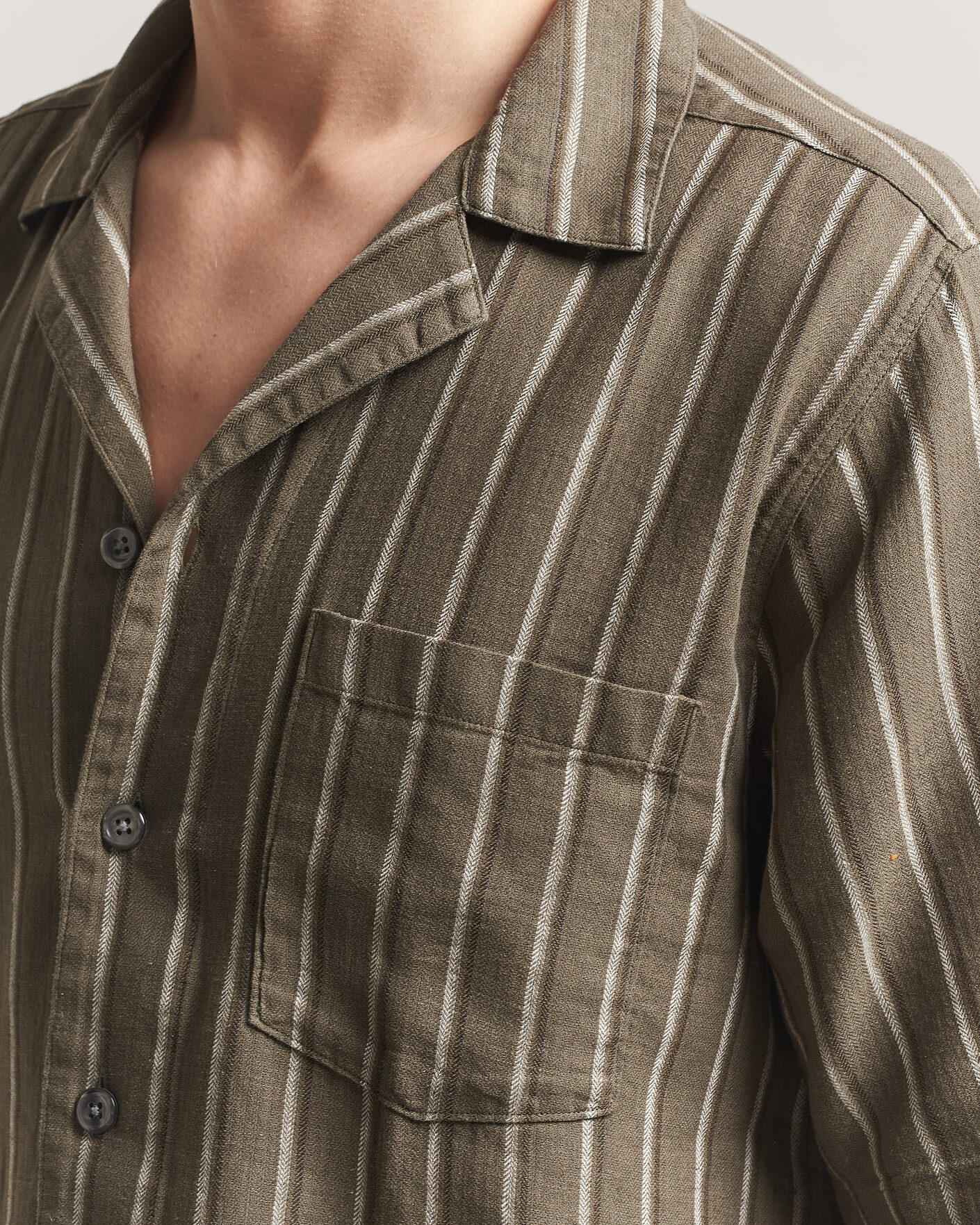 Uomini | Camicie | Oscar Jacobson | Reg Fit Cuban Herringbone Short Sleeve Shirt Green