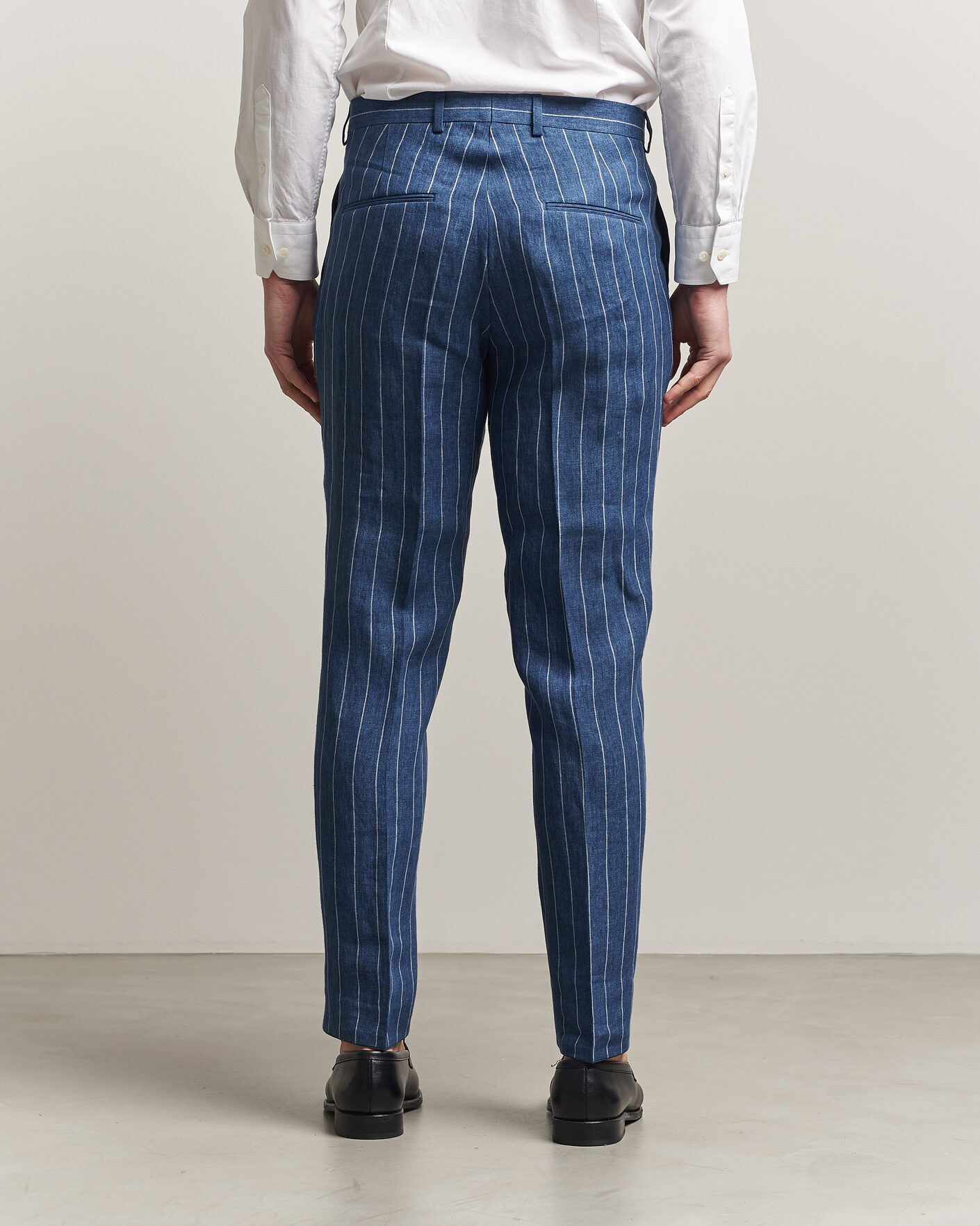 Uomini | Pantaloni | Oscar Jacobson | Dandy Striped Linen Trousers Blue