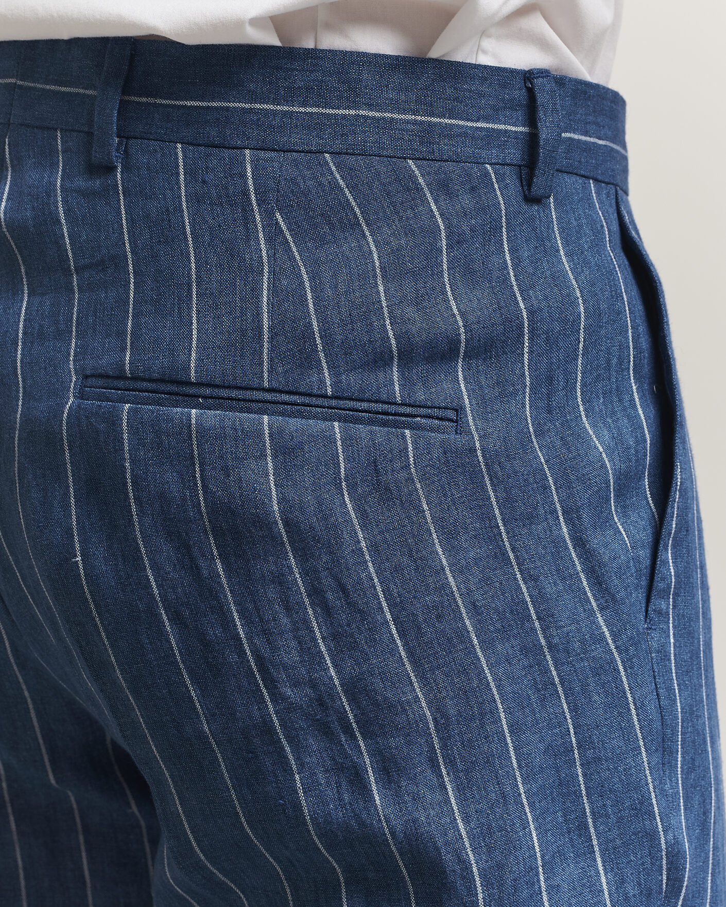 Uomini | Pantaloni | Oscar Jacobson | Dandy Striped Linen Trousers Blue