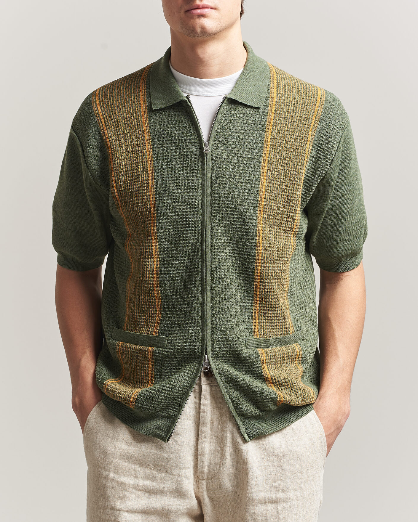 Uomini | Polo | BEAMS PLUS | Zip Knit Striped Polo Olive
