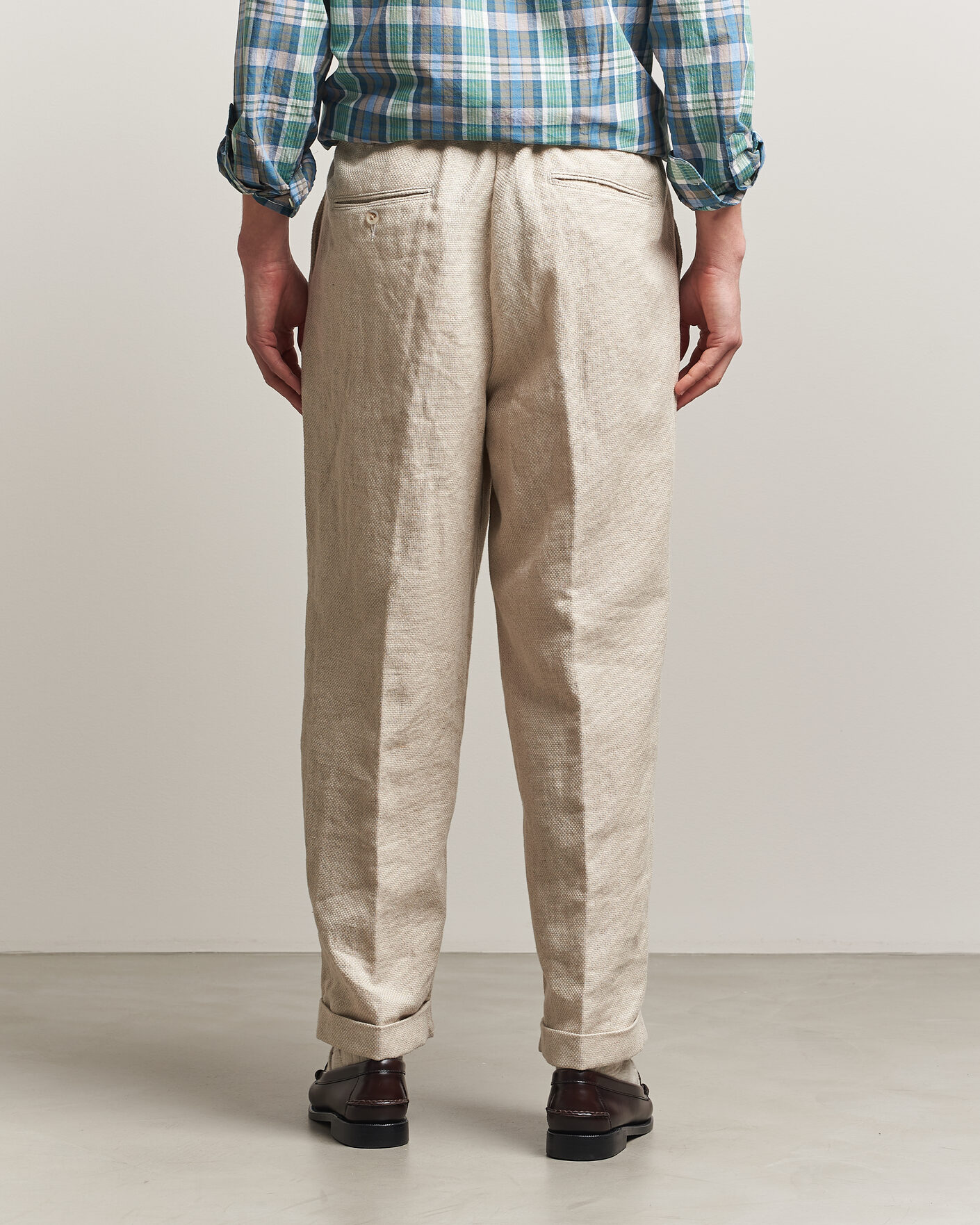 Uomini | Pantaloni | BEAMS PLUS | Cotton/Linen Pleated Trousers Off White