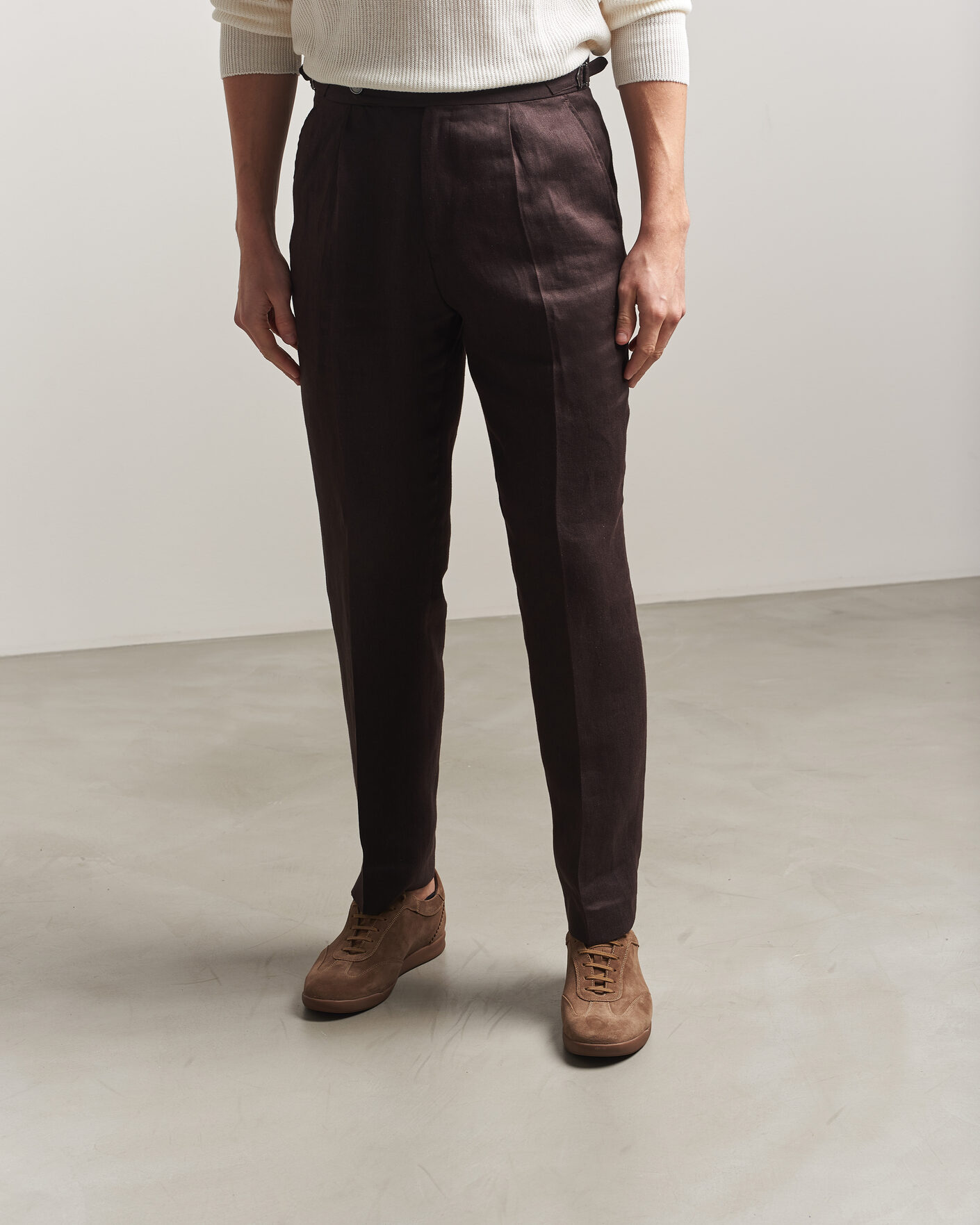 Uomini | Sneakers | Loake Shoemakers | Mayfair Suede Dress Sneaker Flint