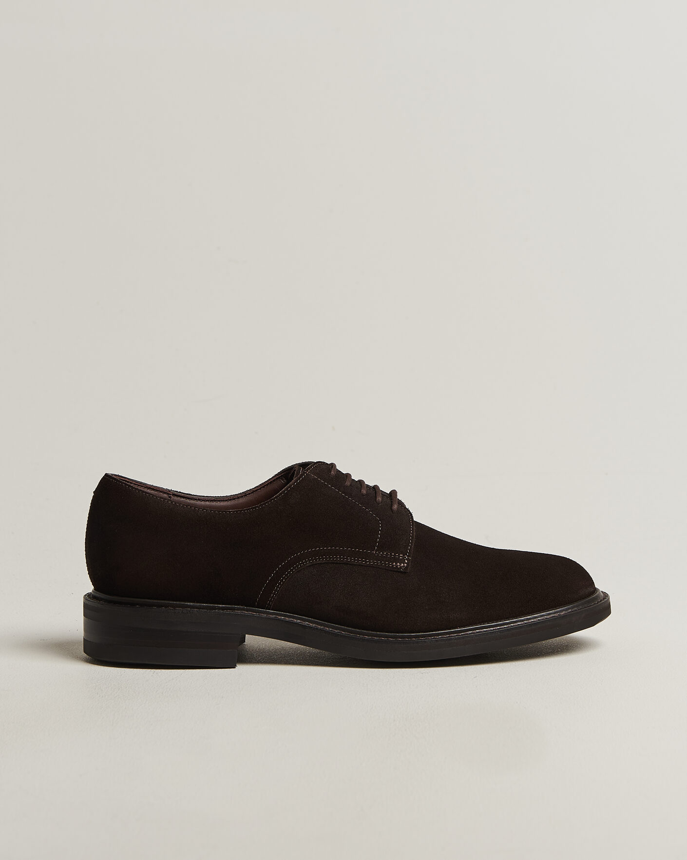 Uomini | Scarpe derby | Loake 1880 | Barbican Suede Derby Dark Brown
