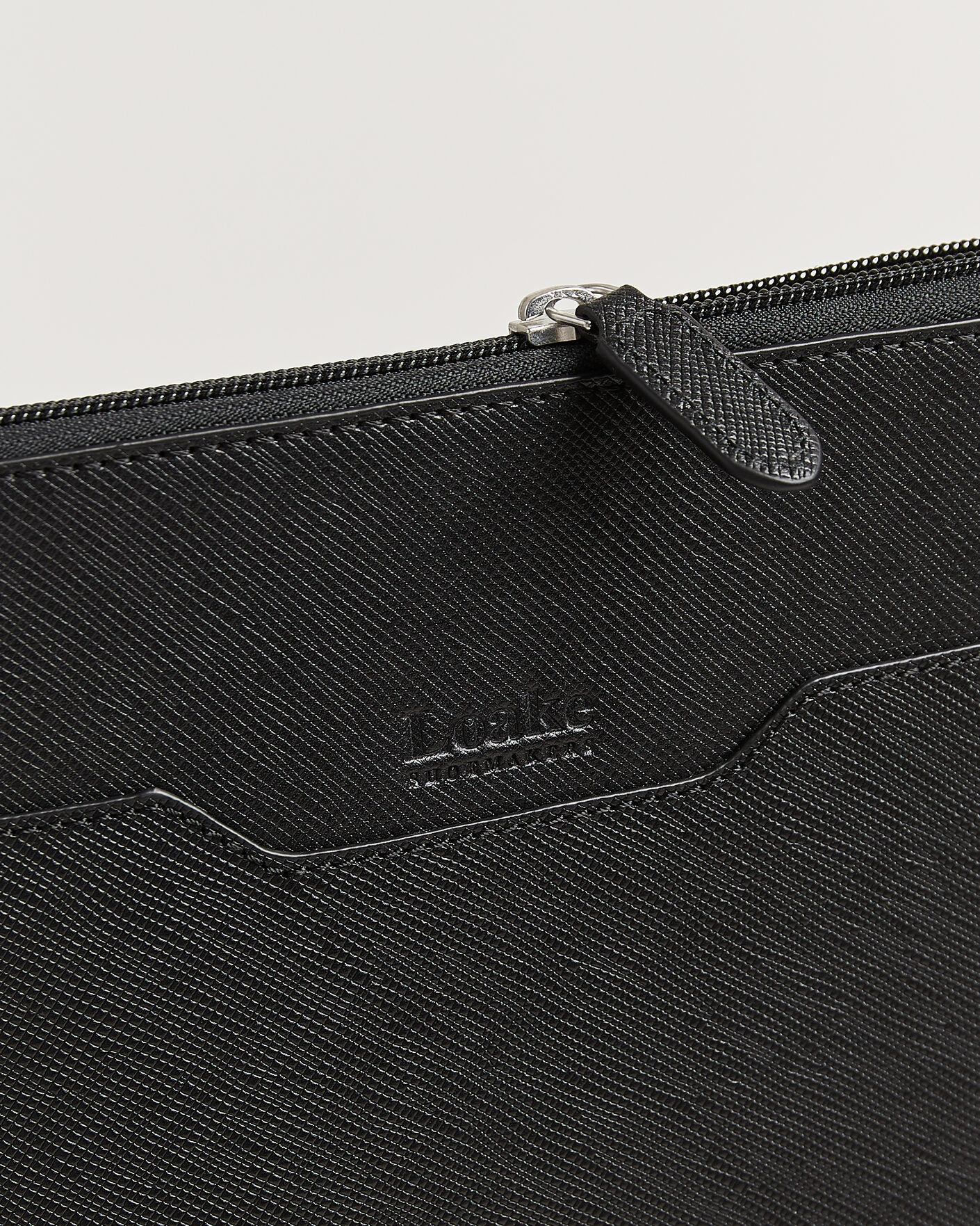 Uomini | Borse | Loake Shoemakers | Gresham Grain Leather Laptop Cover Black