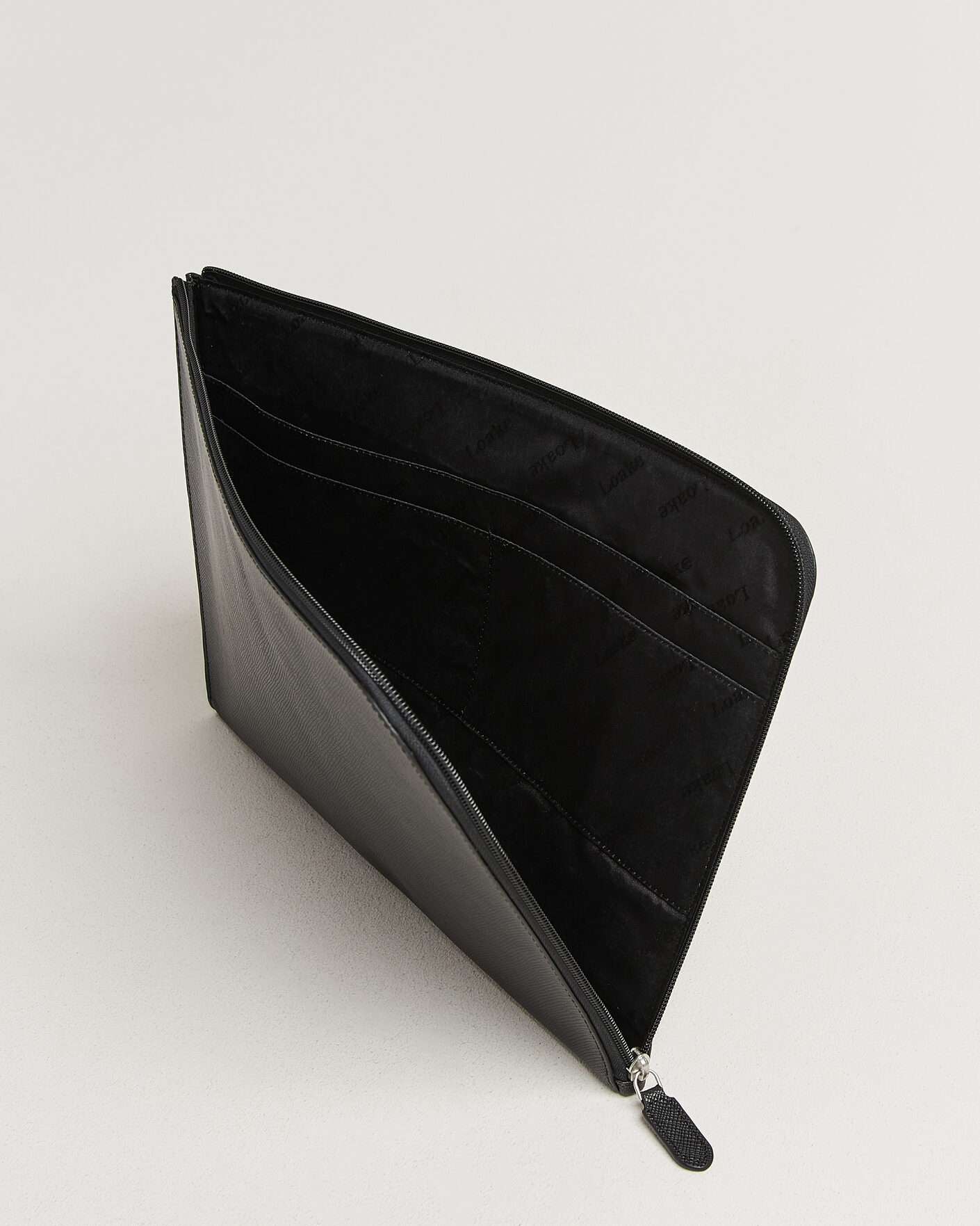 Uomini | Borse | Loake Shoemakers | Gresham Grain Leather Laptop Cover Black