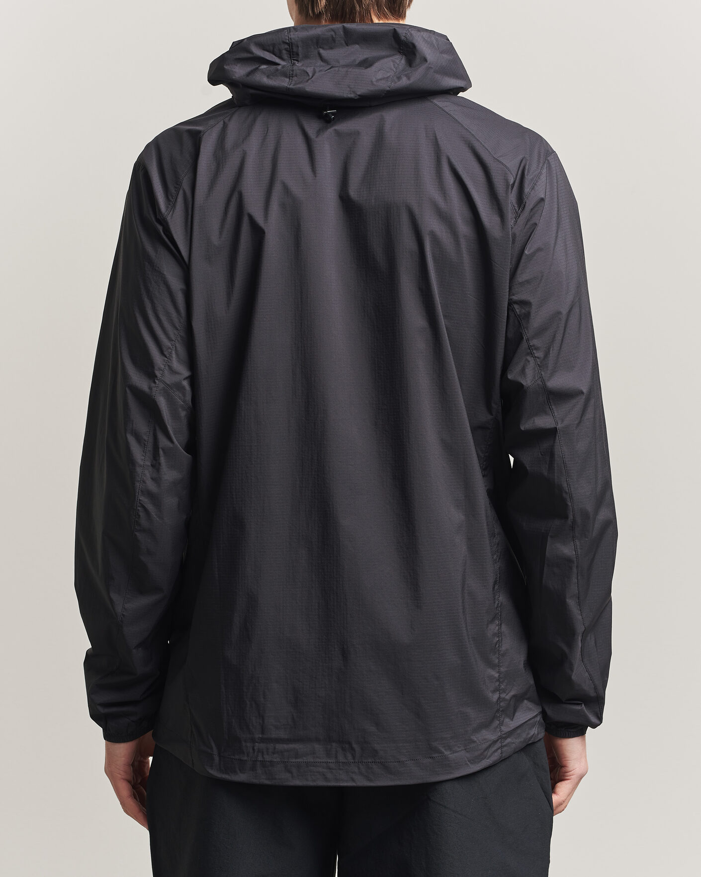 Uomini | Giacche | Arc'teryx | Squamish Lightweight Hooded Jacket Black