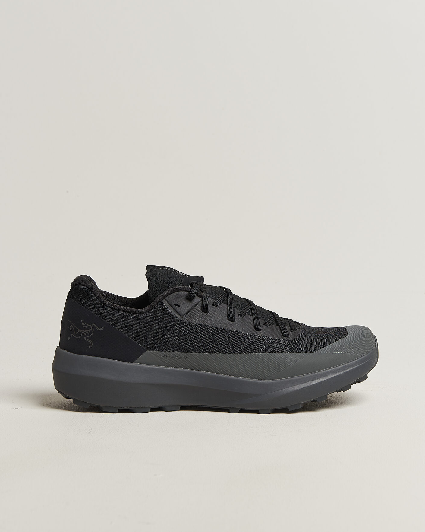 Uomini | Scarpe da trekking | Arc'teryx | Norvan LD 4 Trail Sneaker Black/Graphite