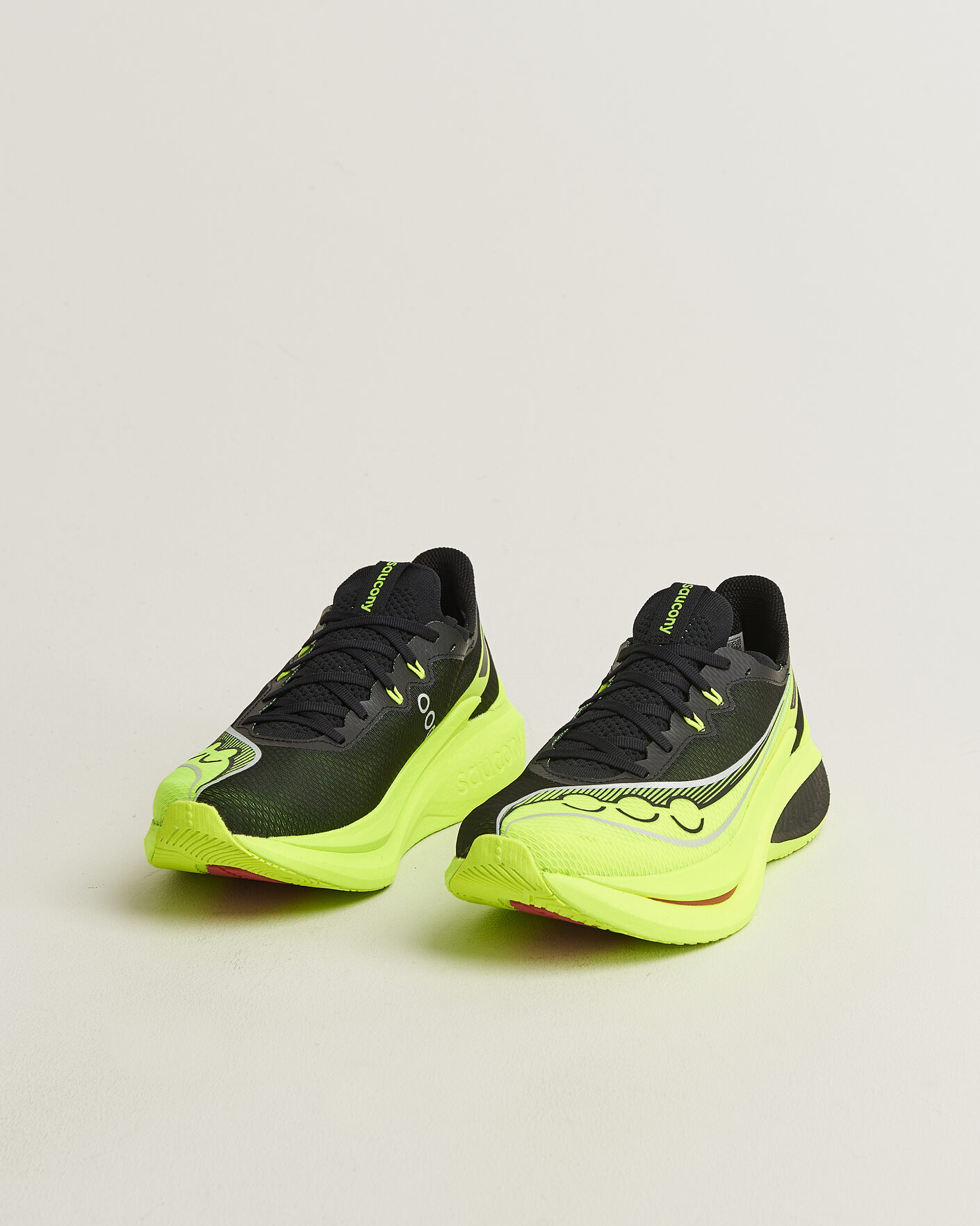 Uomini | Scarpe da corsa | Saucony | Endorphin Pro 5 Black/Shock