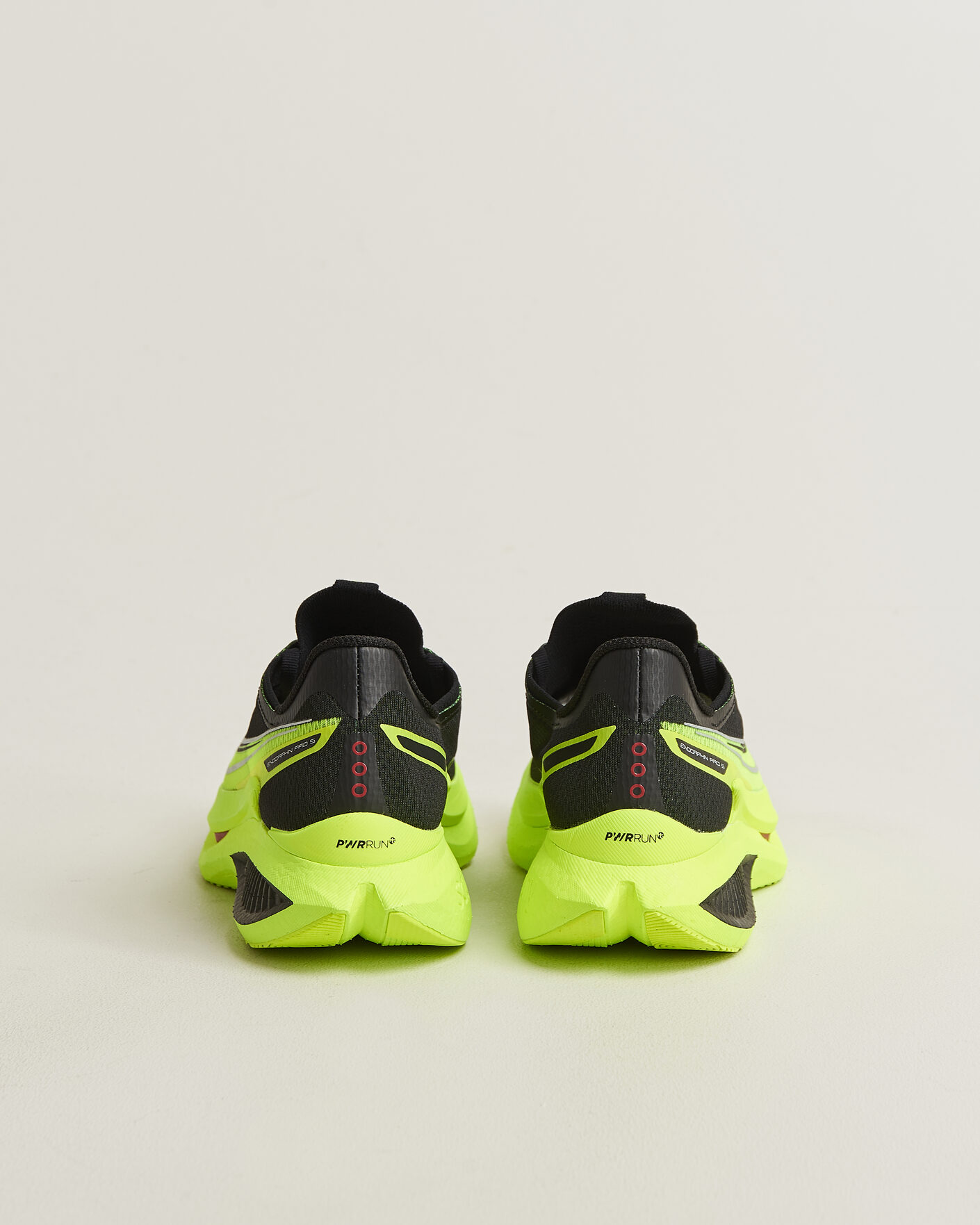 Uomini | Scarpe da corsa | Saucony | Endorphin Pro 5 Black/Shock
