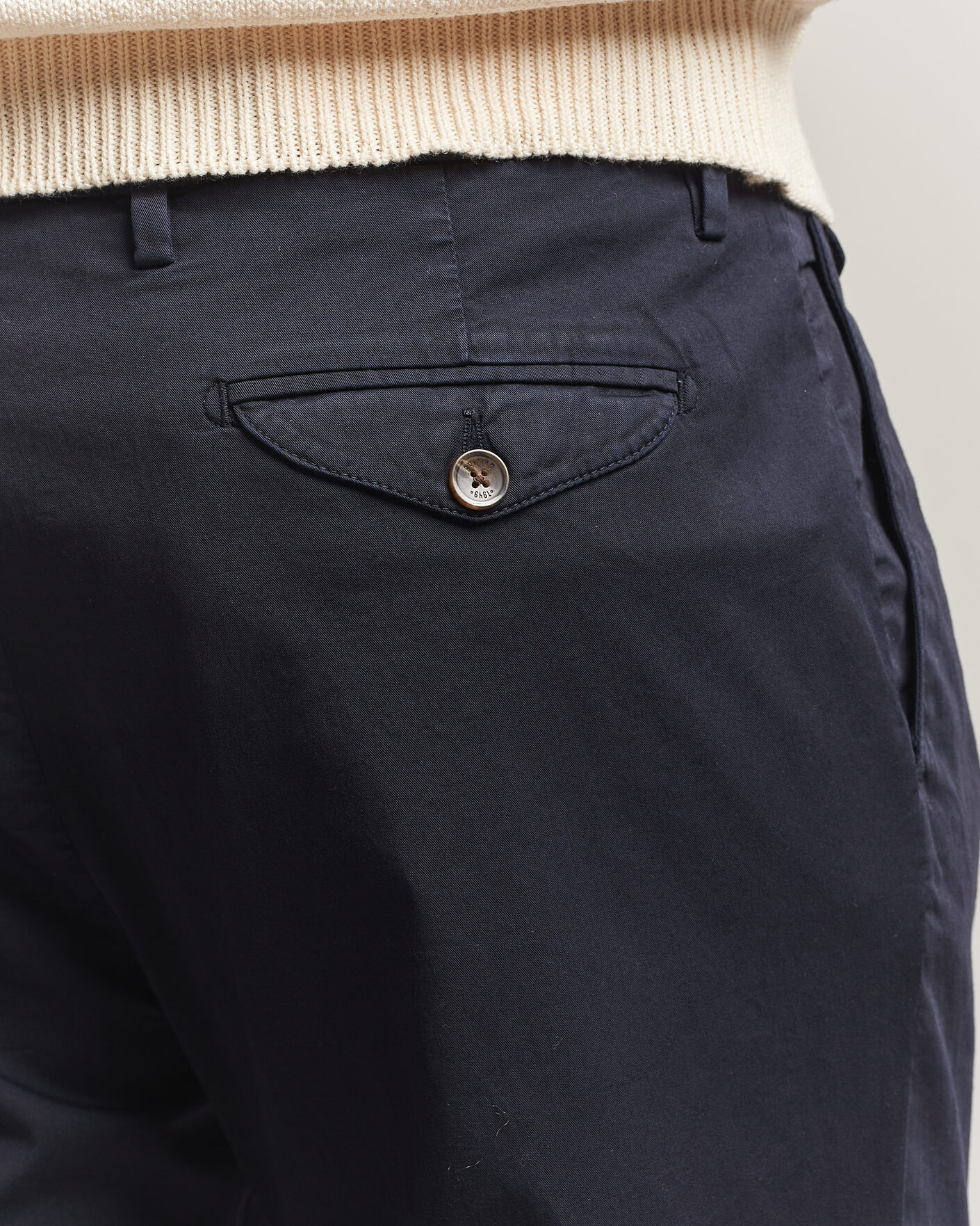 Uomini | Pantaloni | Briglia 1949 | Easy Fit Pleated Cotton Stretch Chino Navy