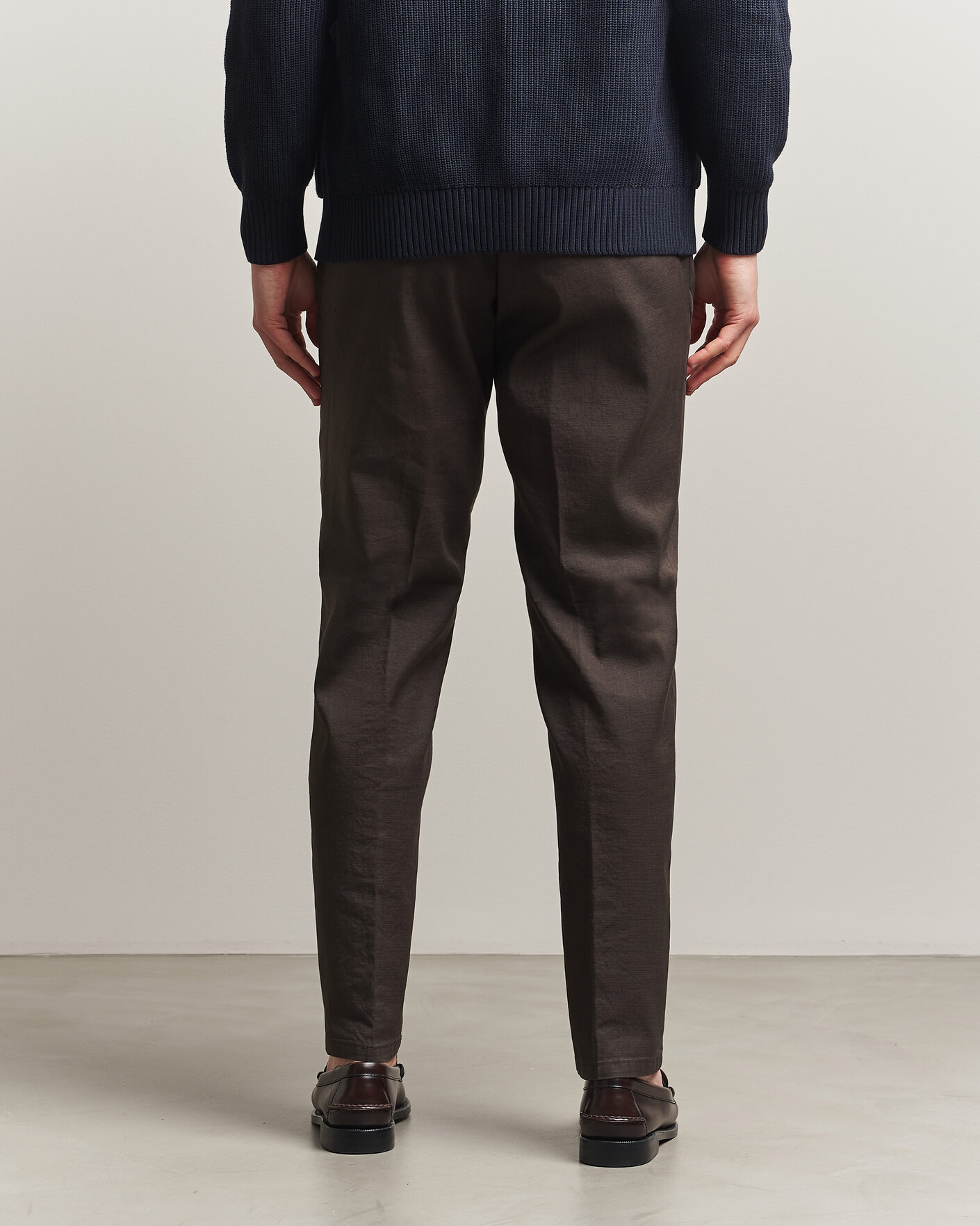 Uomini | Pantaloni | Briglia 1949 | Pleated Linen Trousers Brown