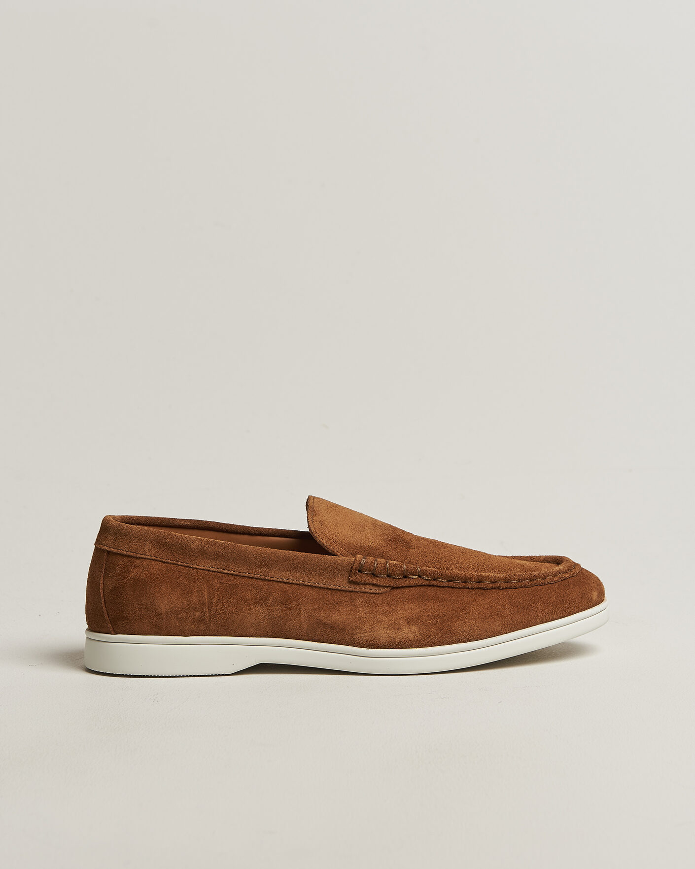 Uomini | Mocassini | Charles Tyrwhitt | Suede Slip On Loafers Light Brown