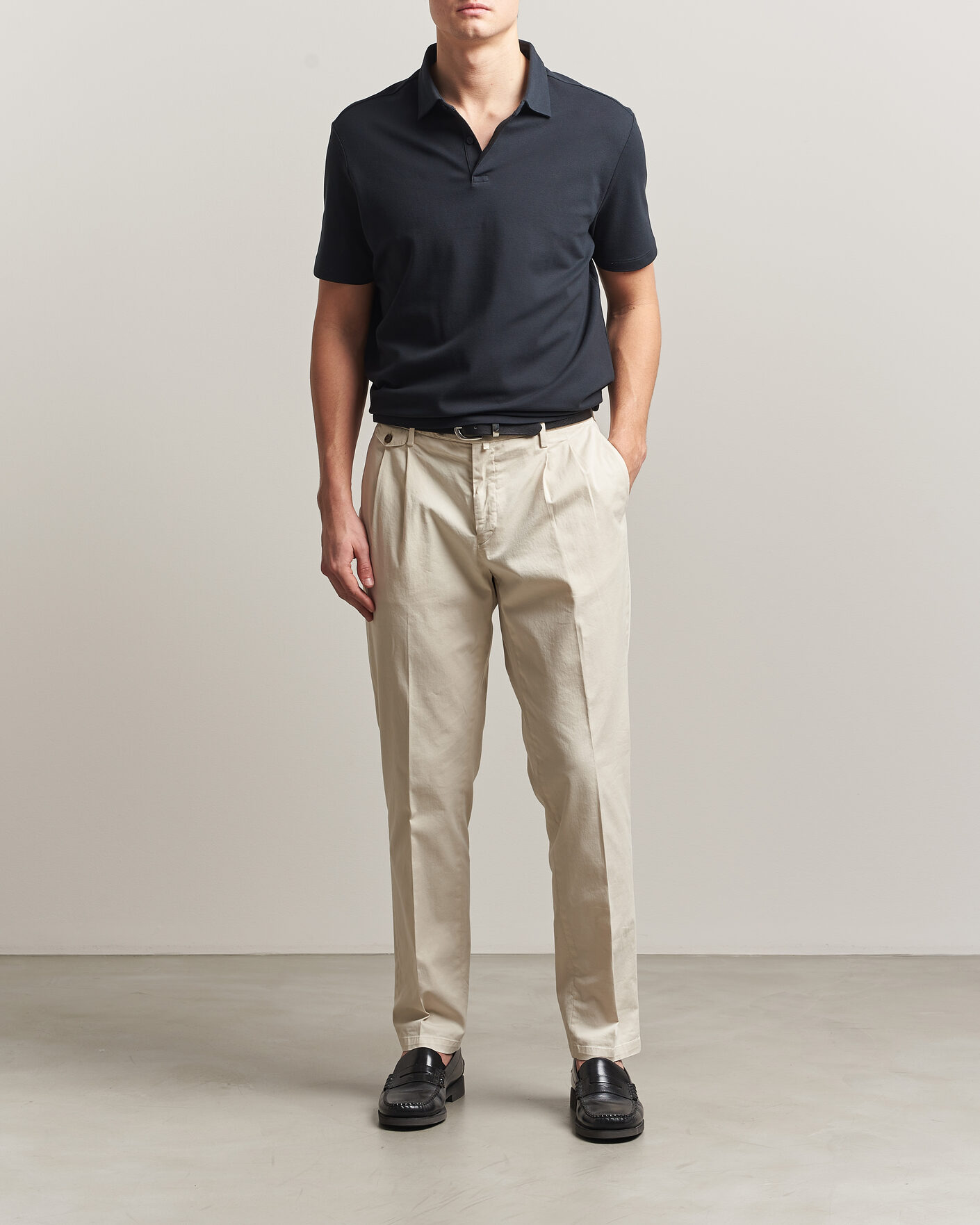 Uomini | Polo | Charles Tyrwhitt | Smart Stretch Pique Polo Black