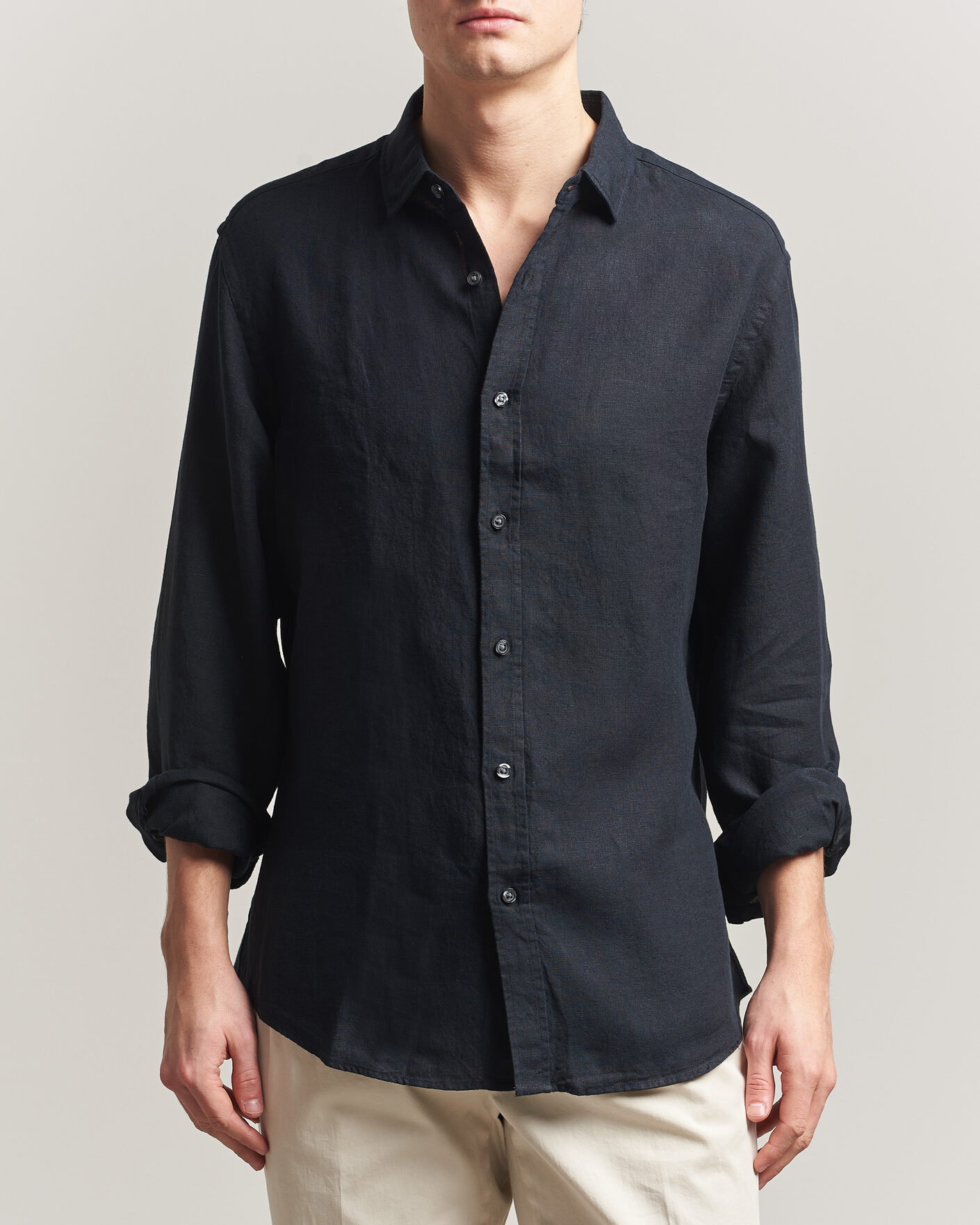 Uomini | Camicie | Charles Tyrwhitt | Pure Linen Slim Fit Shirt Black