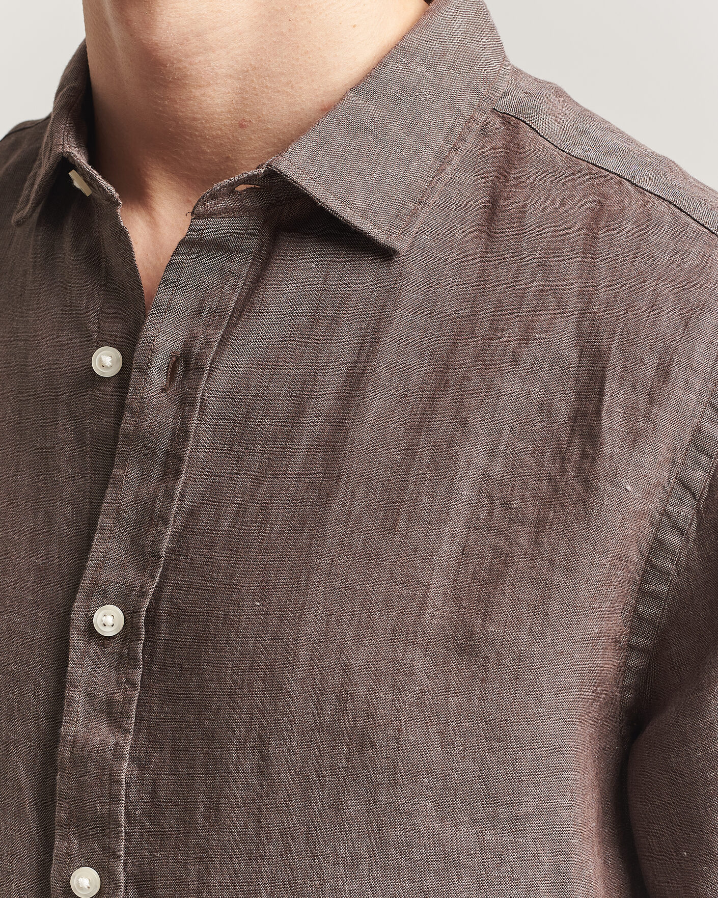 Uomini | Camicie | Charles Tyrwhitt | Pure Linen Slim Fit Shirt Mocha