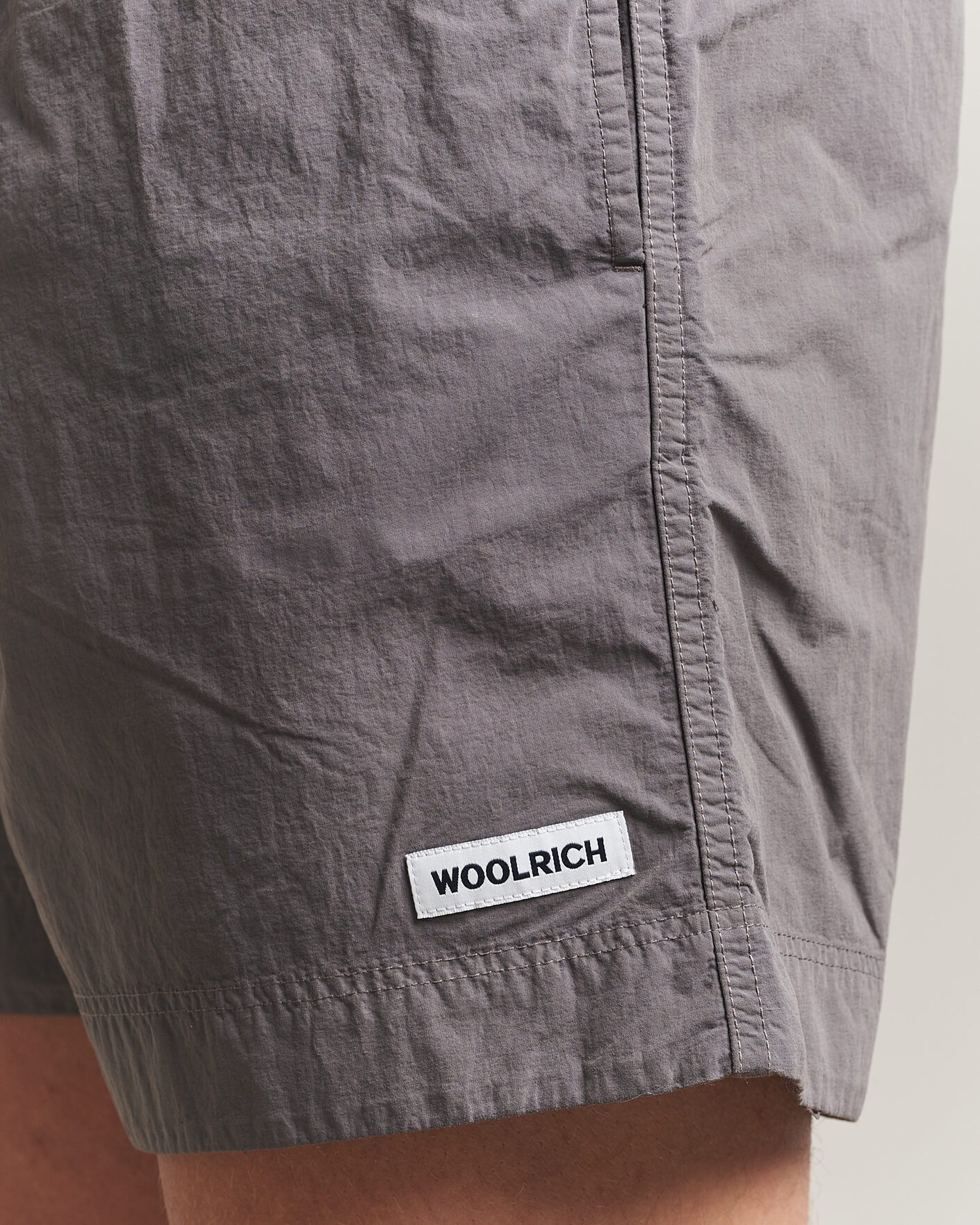Uomini | Costumi da bagno | Woolrich | Solid Garment Dyed Swimshorts Chark