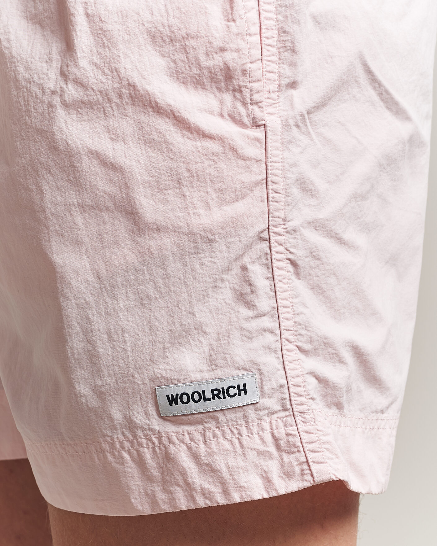 Uomini | Costumi da bagno | Woolrich | Solid Garment Dyed Swimshorts Pale Lilac